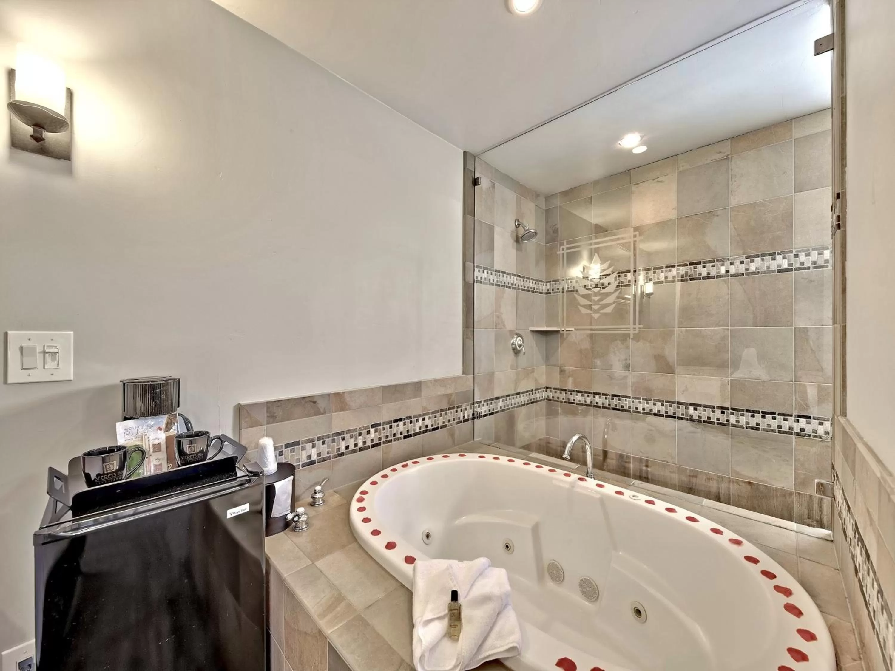 Hot Tub in Secrets Inn Lake Tahoe