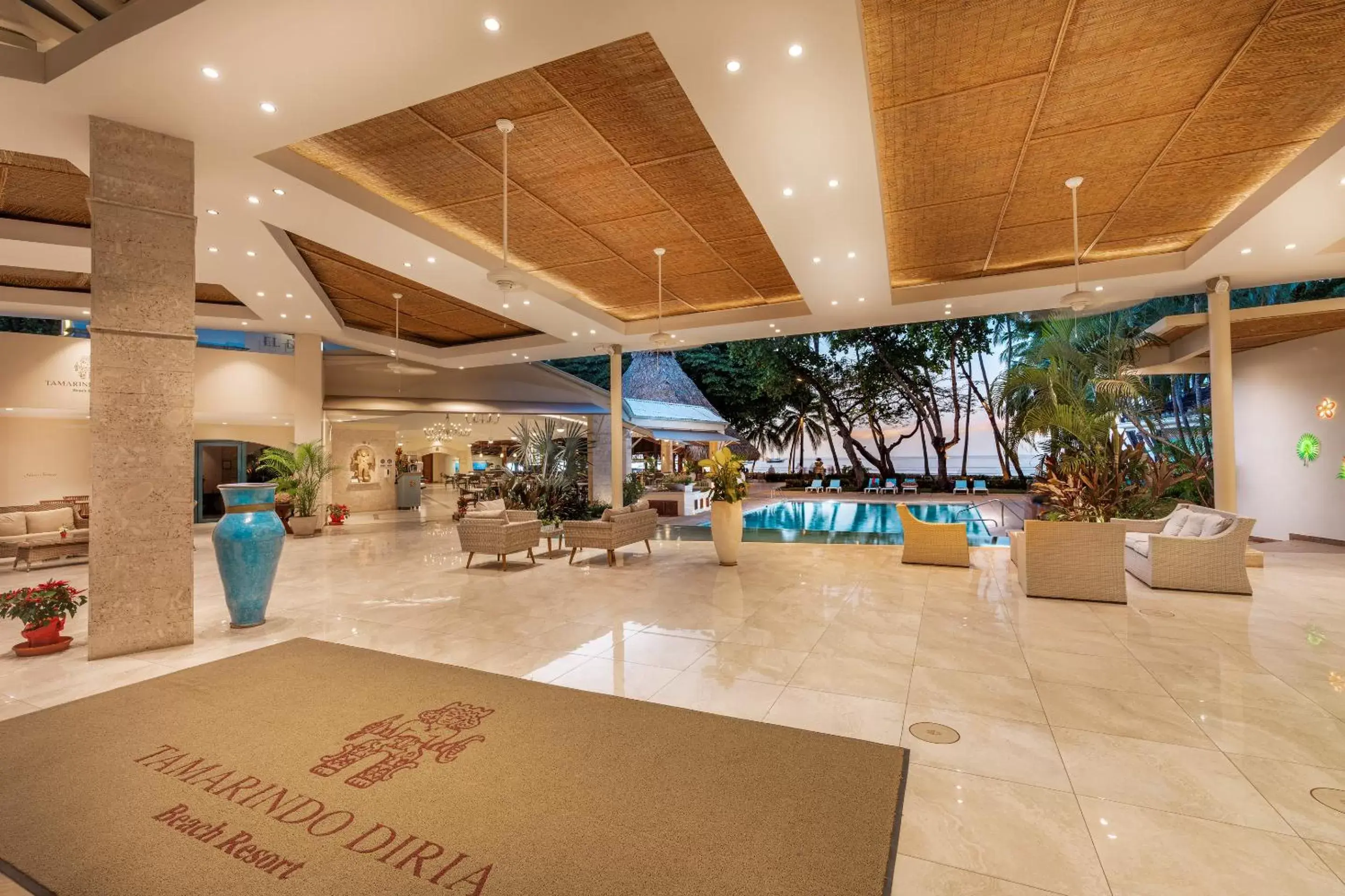 Lobby or reception in Hotel Tamarindo Diria Beach Resort