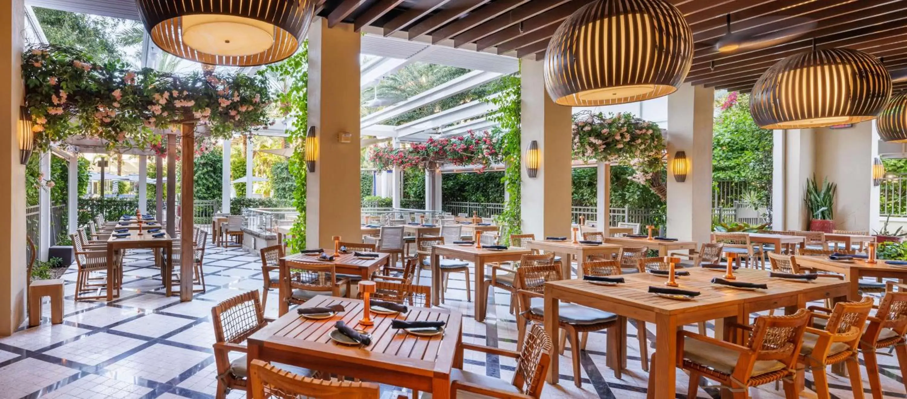 Restaurant/places to eat in Hilton West Palm Beach Restaurant/places to eat in Hilton West Palm Beach