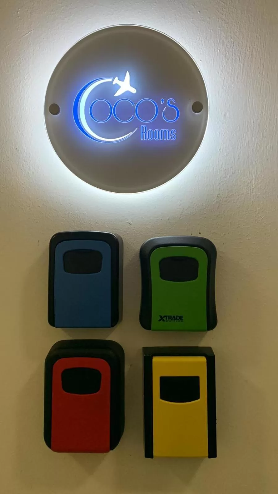 acessibility, Property Logo/Sign in Coco'S Rooms