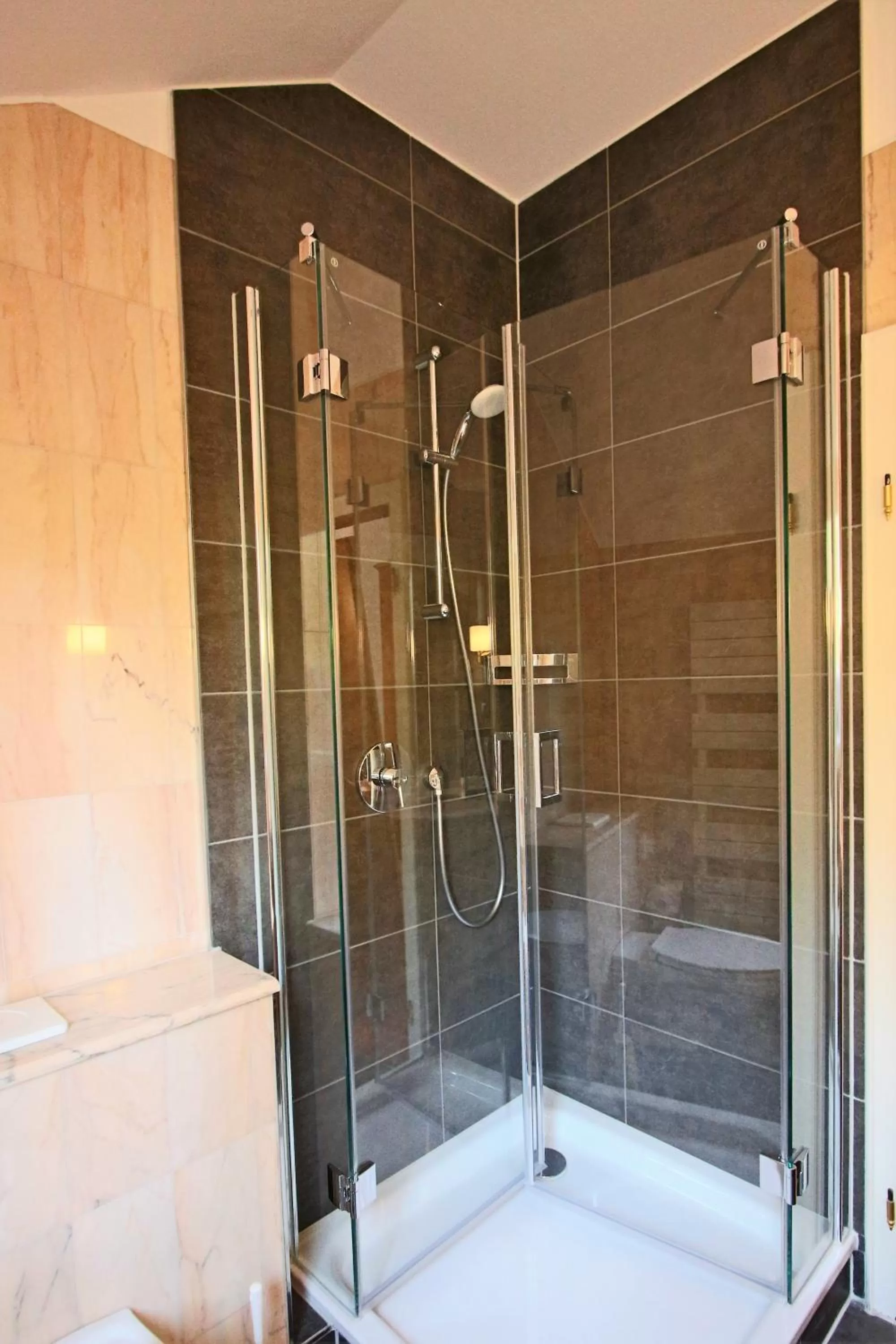 Bathroom in Hardtwald Hotel