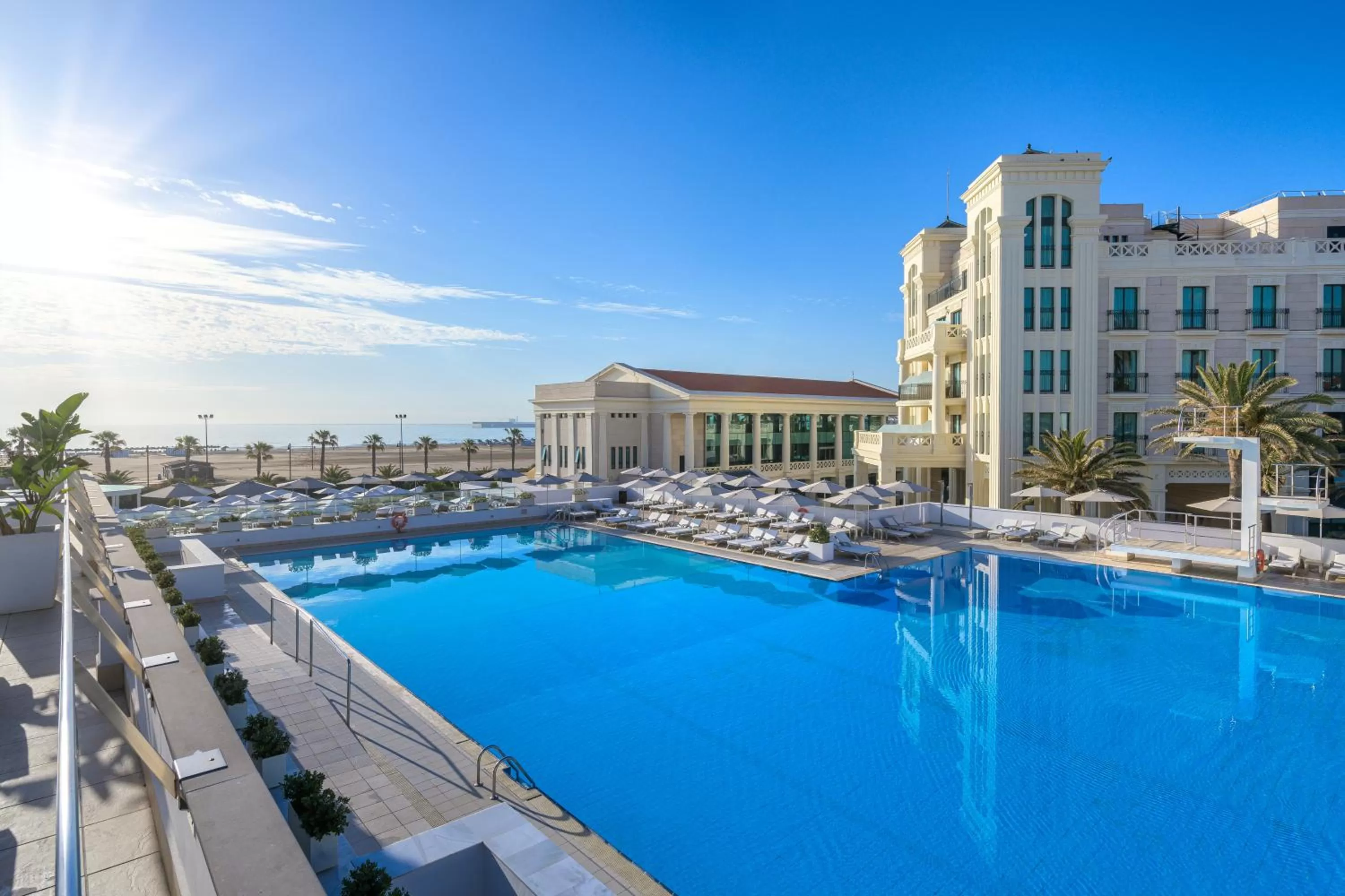 Swimming pool in Las Arenas Balneario Resort