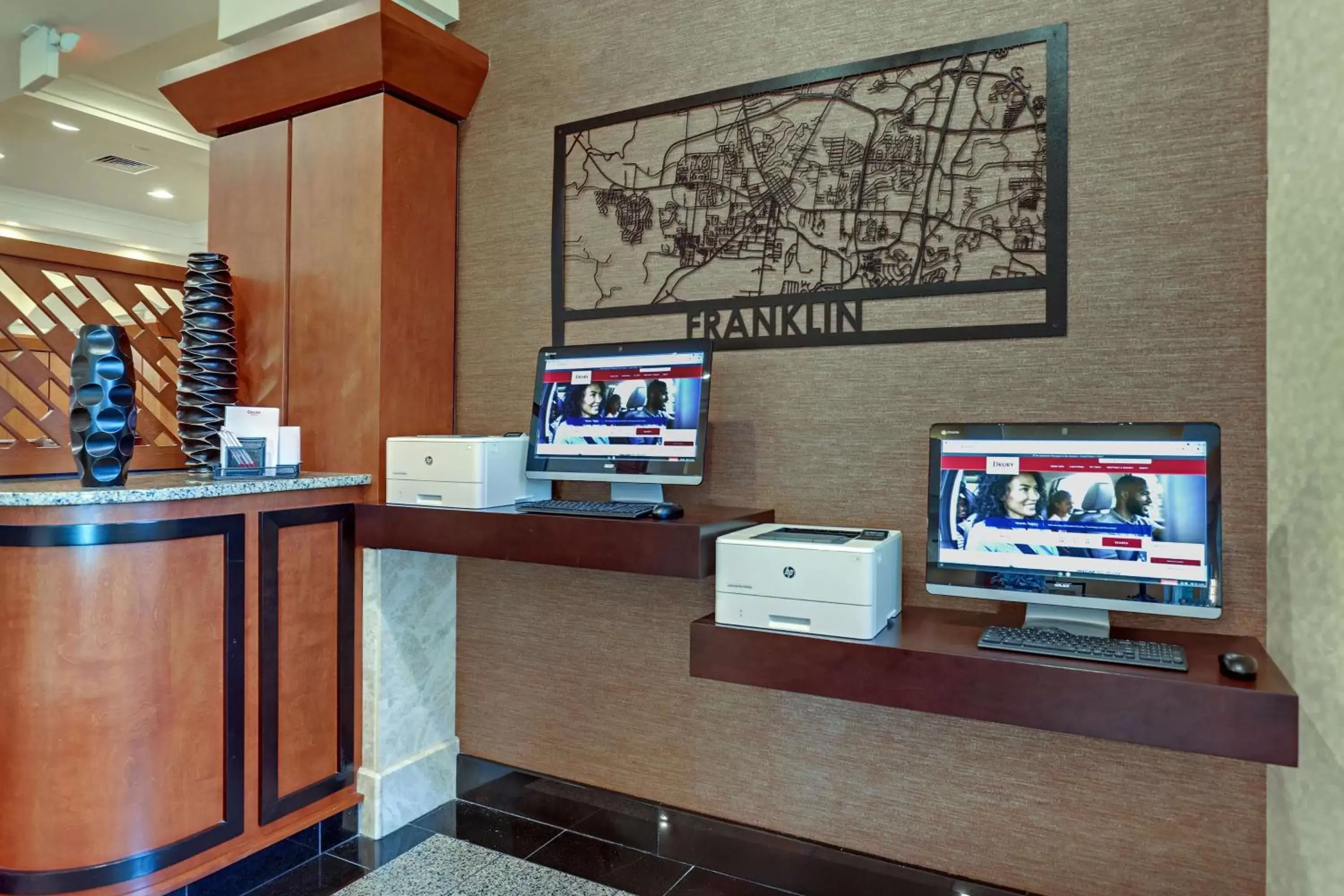 Business facilities, TV/Entertainment Center in Drury Plaza Hotel Nashville Franklin