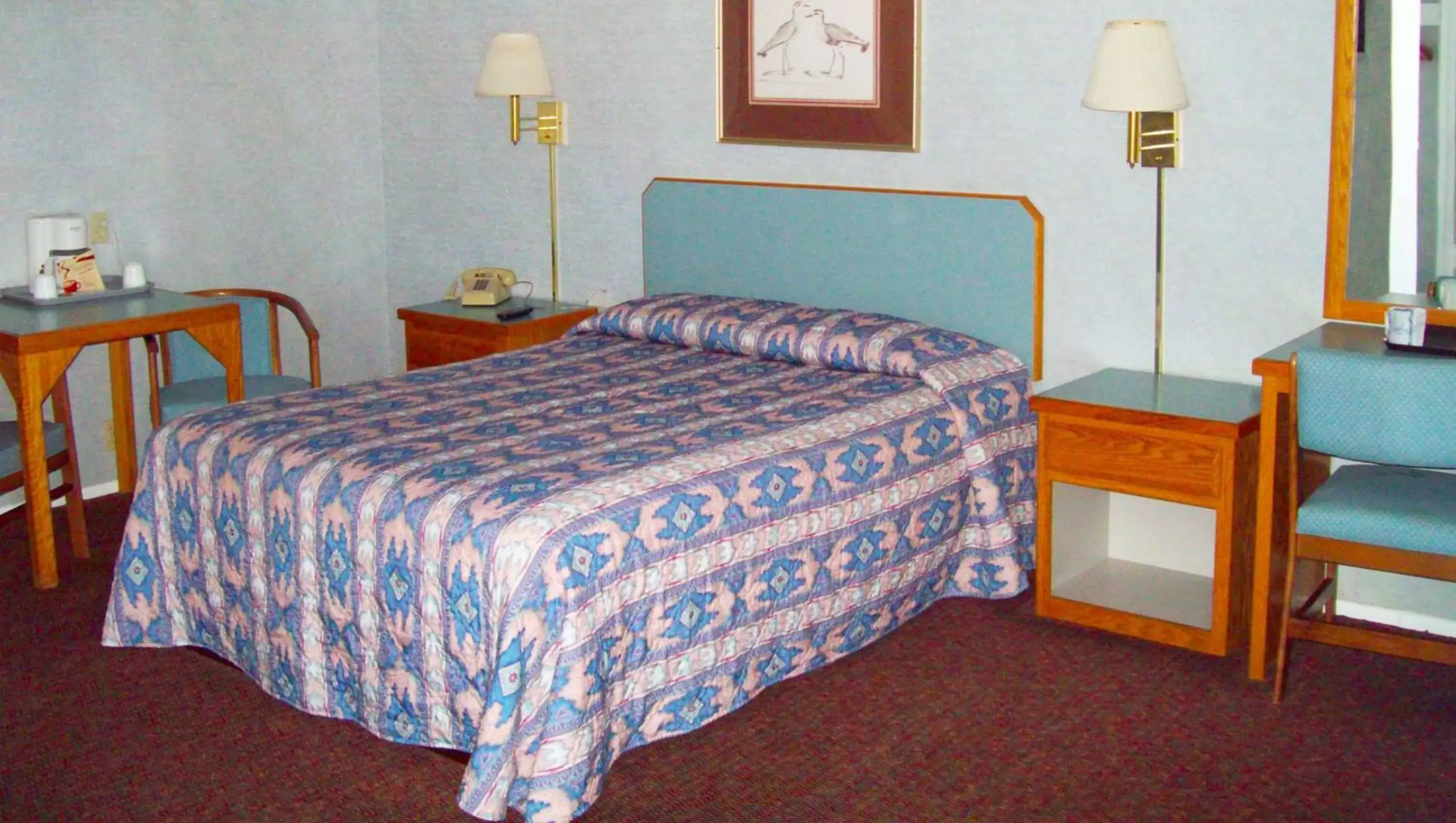 Photo of the whole room in Blue Mist Motel Florence