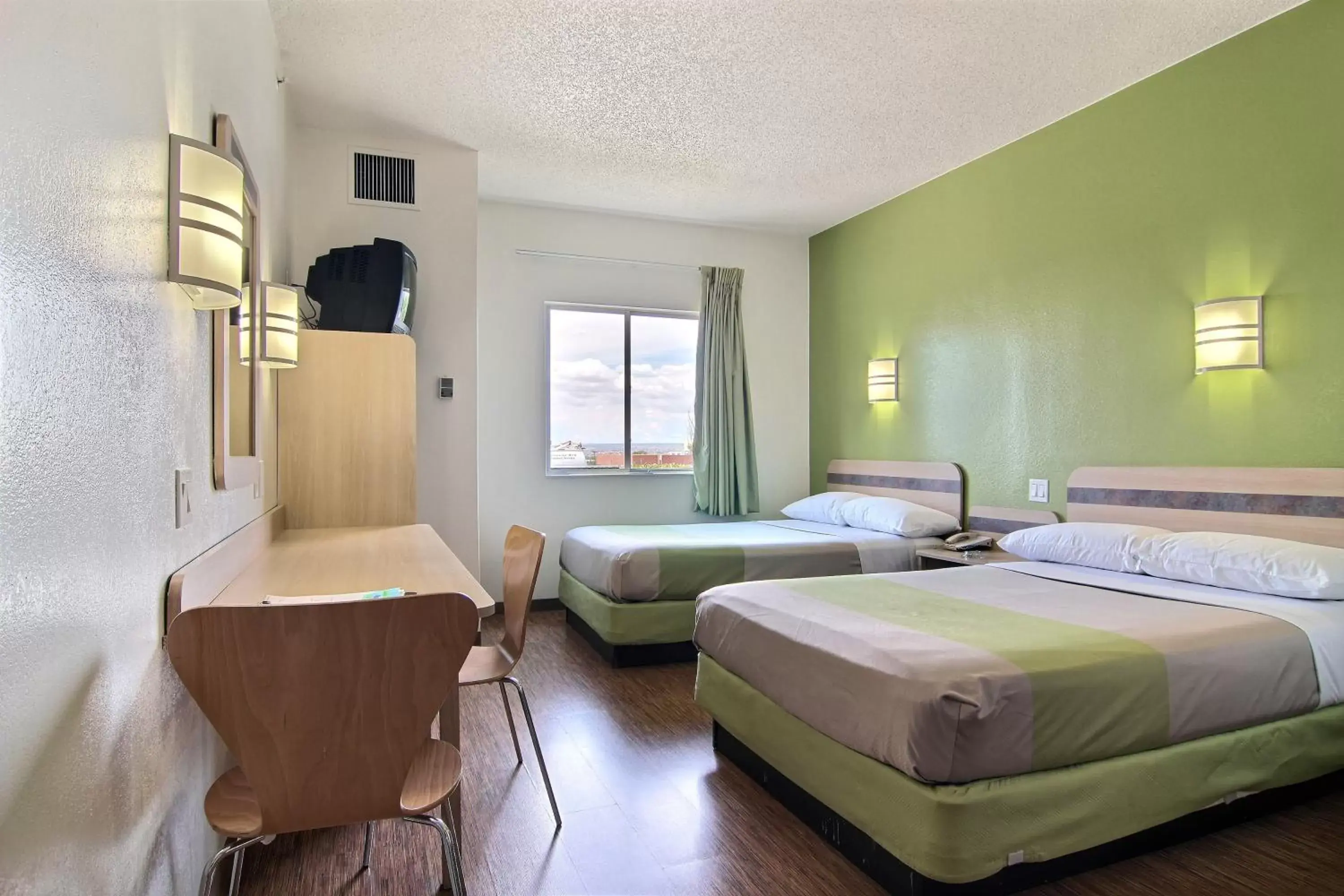 Seating area in Motel 6-Albuquerque, NM - North