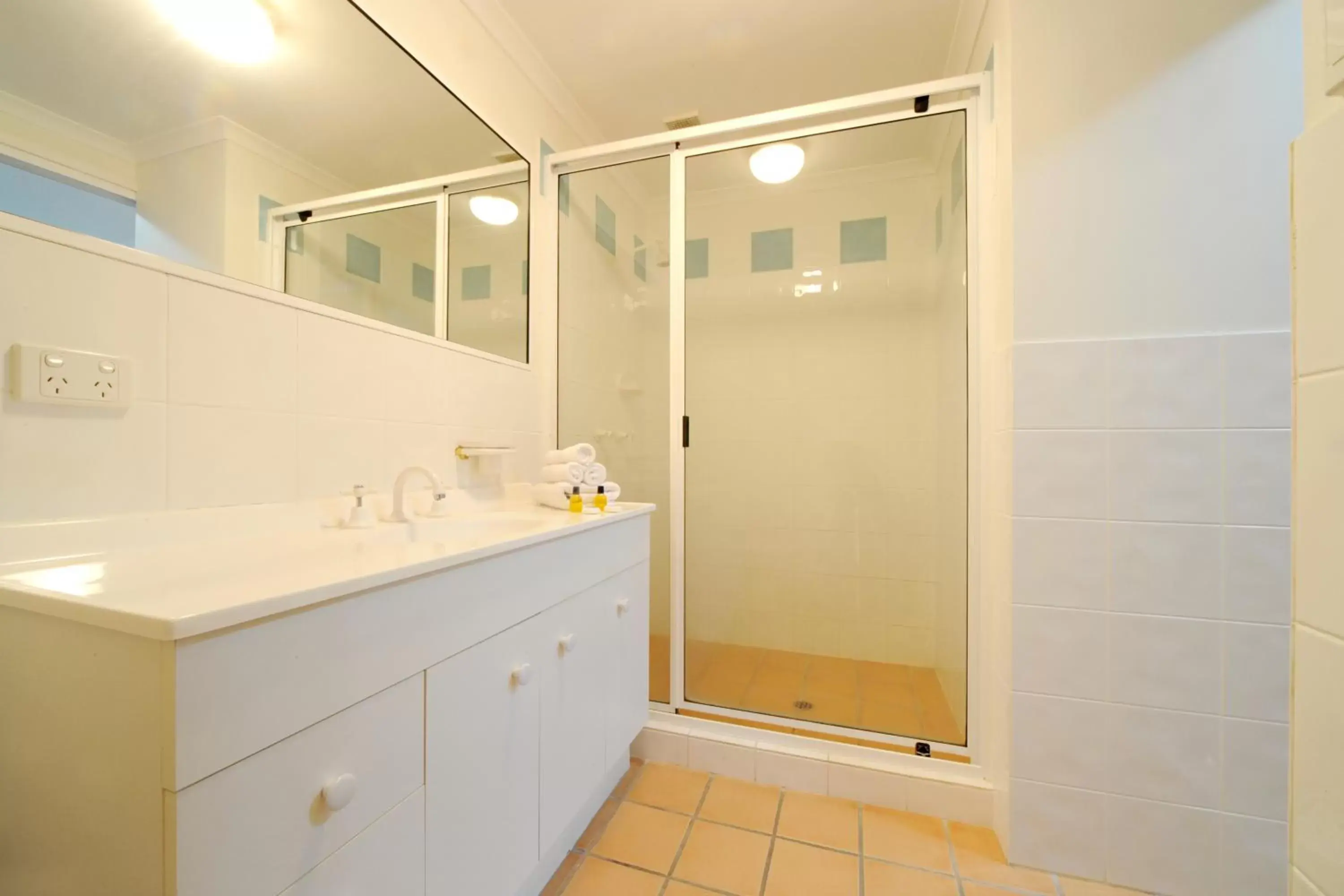 Shower, Bathroom in at Beach Court Holiday Villas