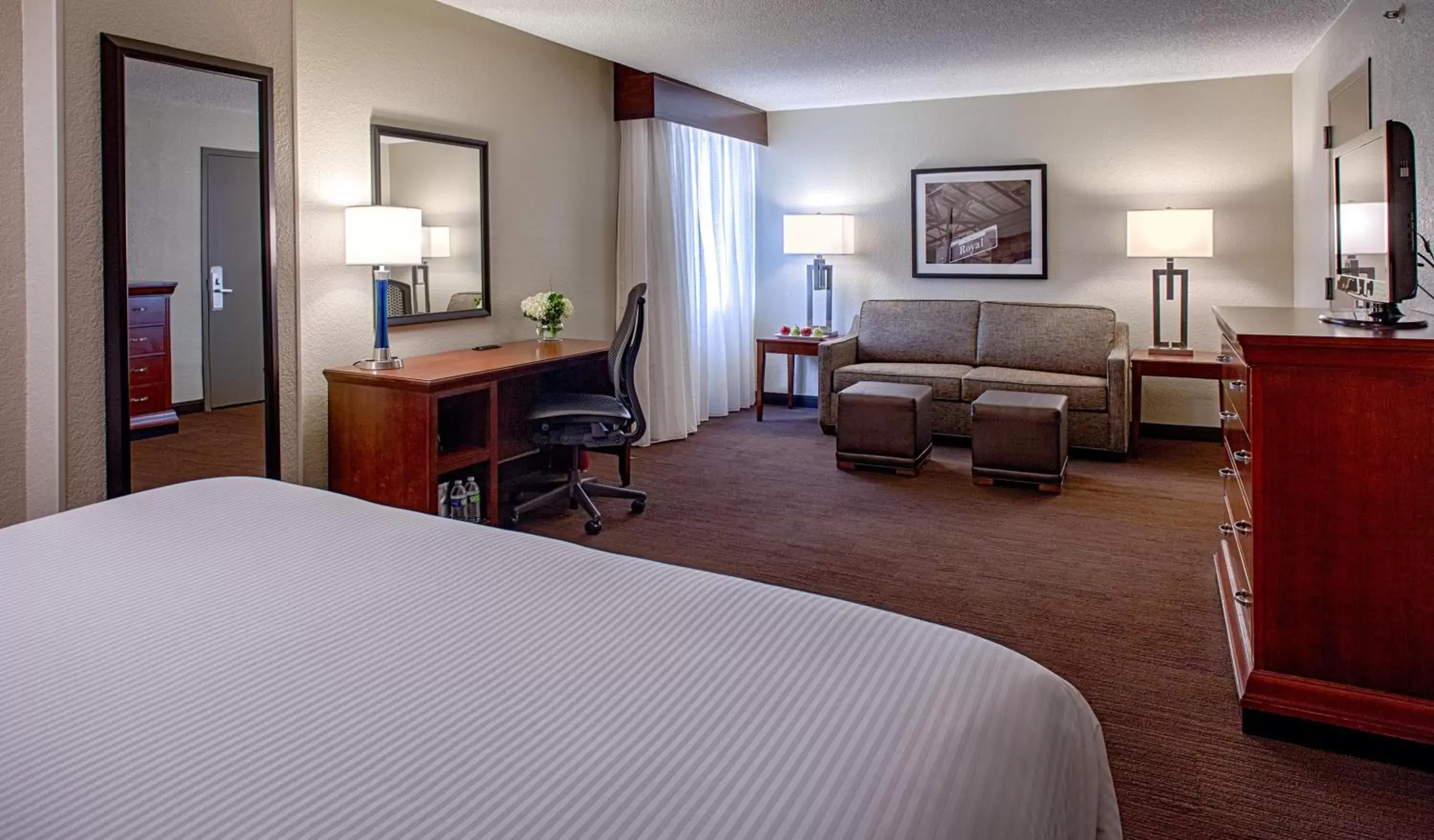 Bedroom, Seating Area in Wyndham New Orleans French Quarter