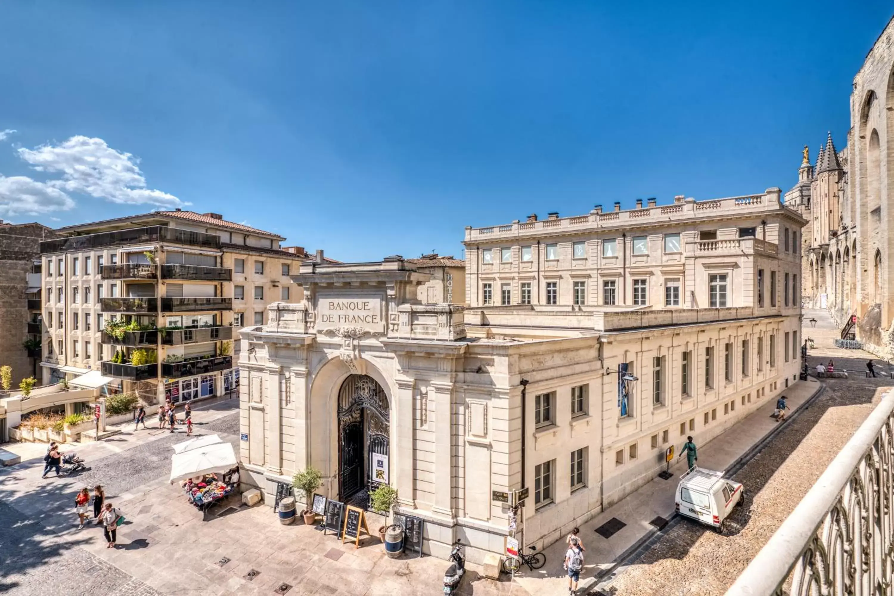View (from property/room) in Mercure Avignon Centre Palais des Papes View (from property/room) in Mercure Avignon Centre Palais des Papes