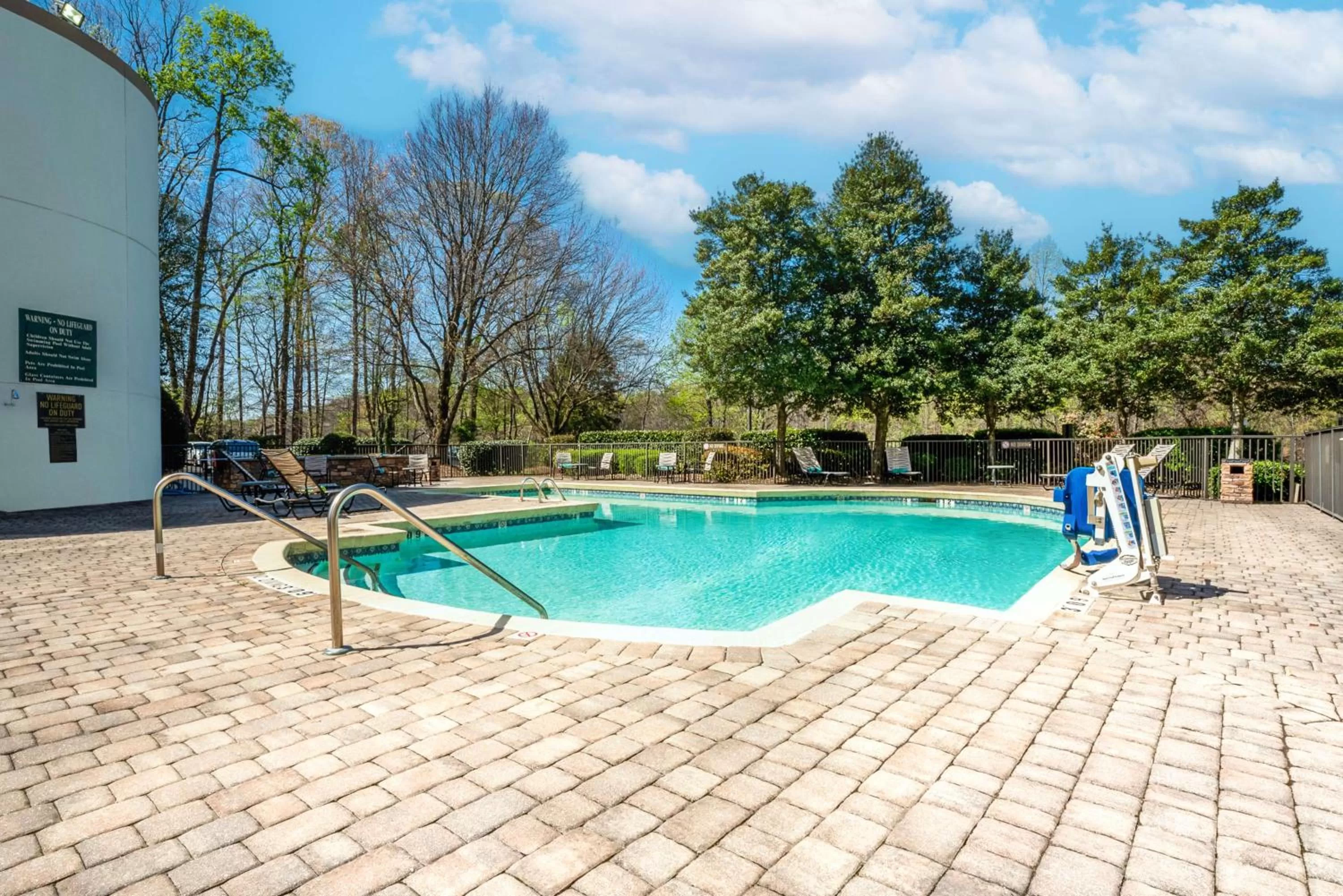Pool view in DoubleTree by Hilton South Charlotte Tyvola