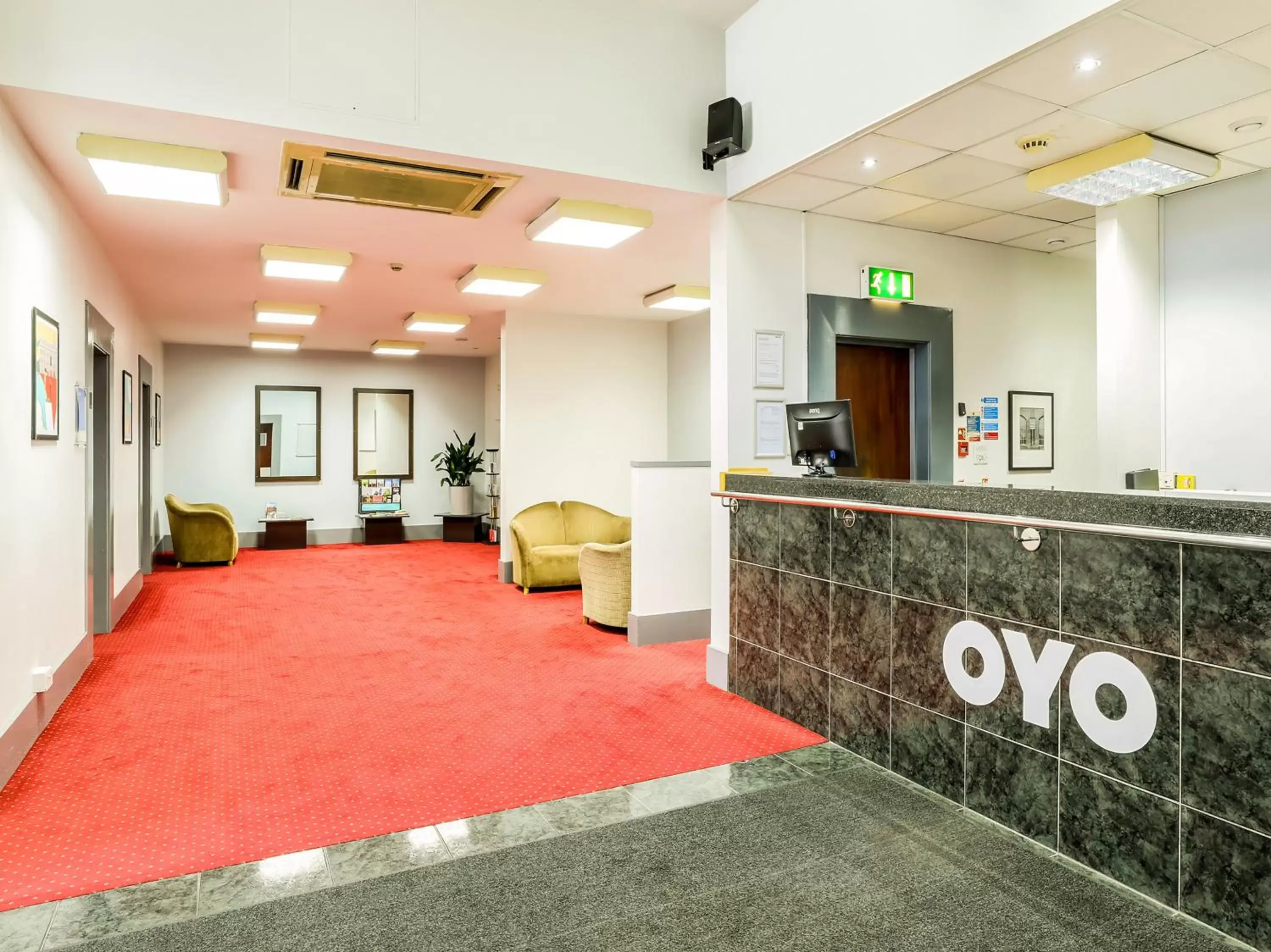 Facade/entrance, Lobby/Reception in OYO Flagship Sheffield City Centre