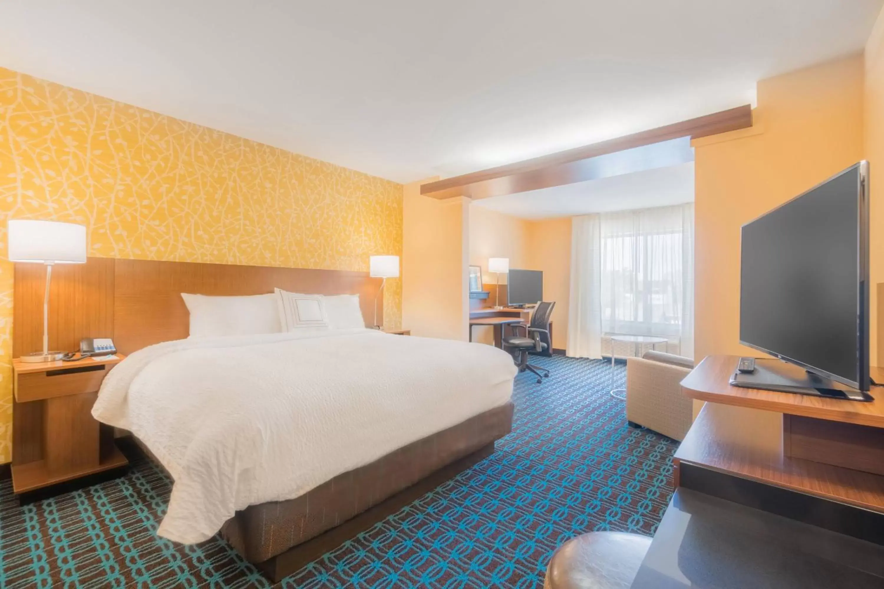 Bedroom, Bed in Fairfield Inn & Suites by Marriott Gaylord