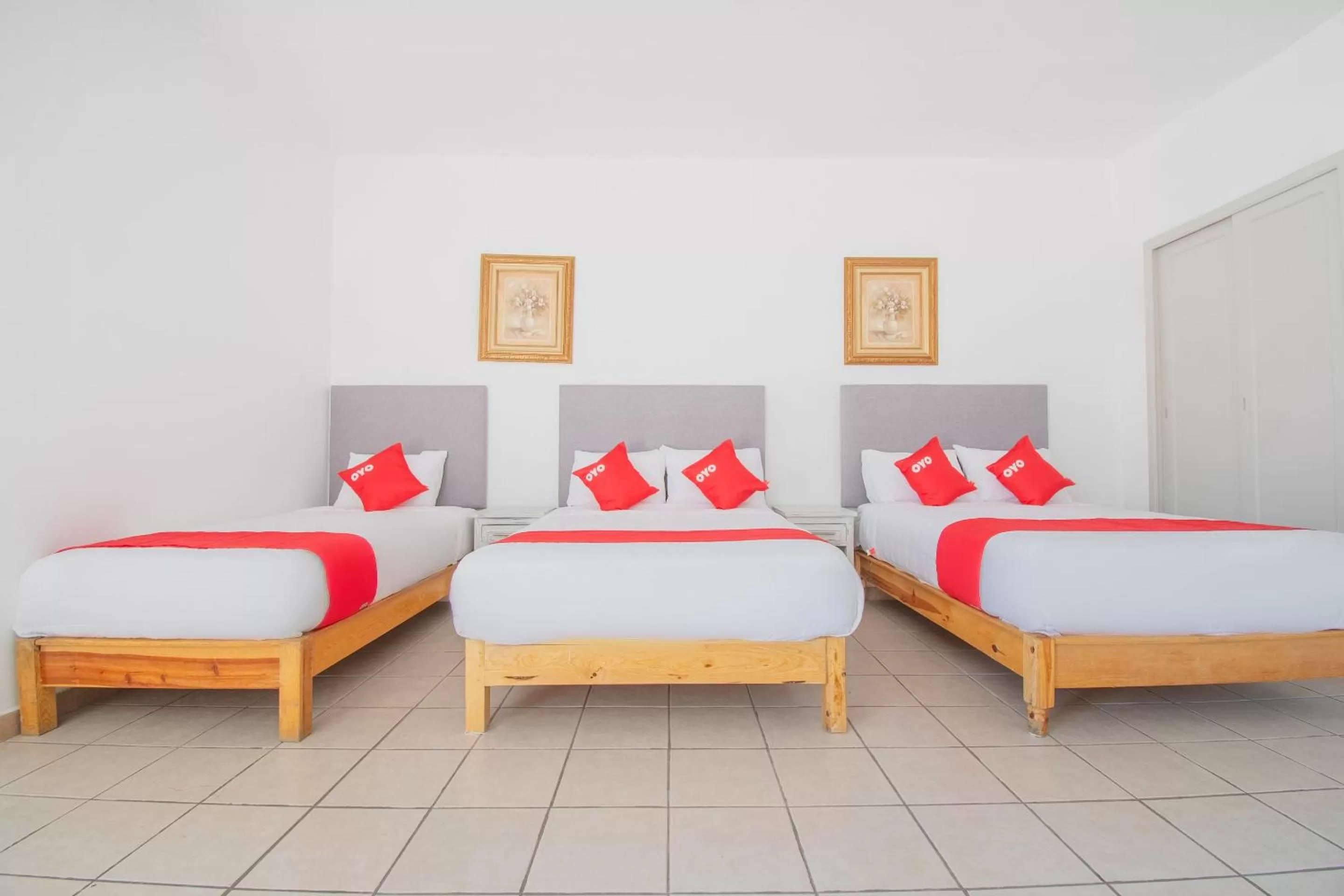 Bedroom, Bed in Hotel Imperial