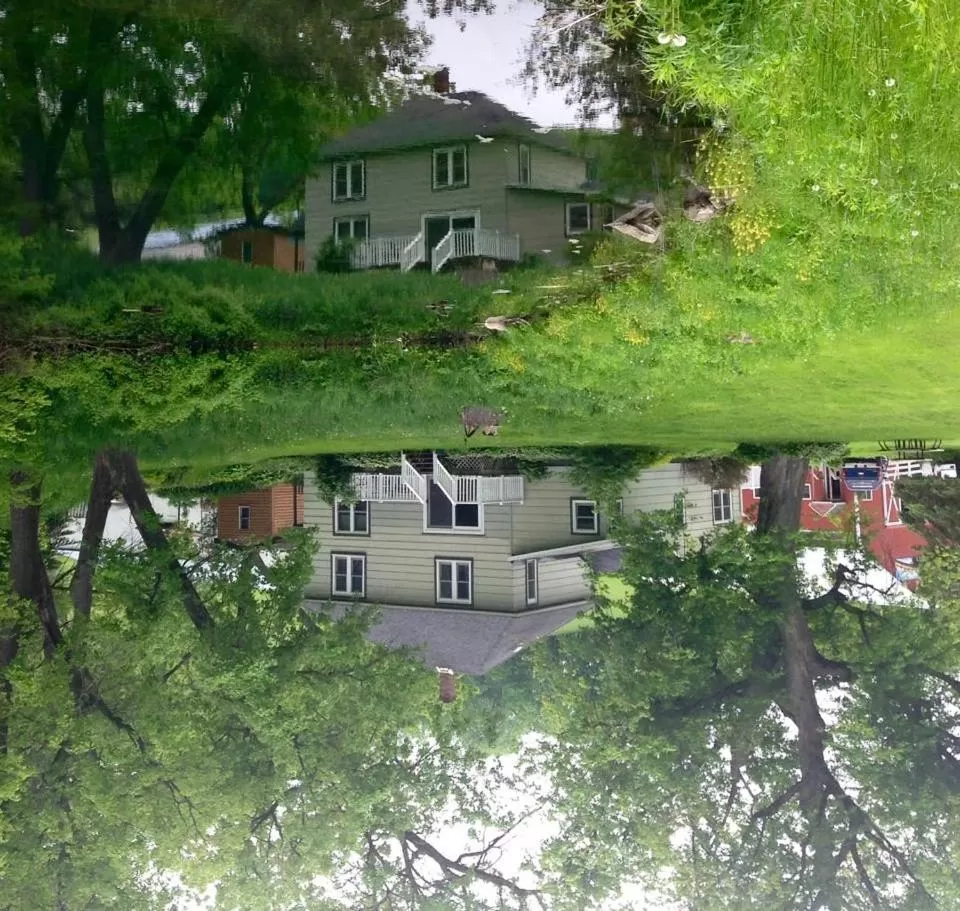 Property Building in Rainbow Ridge Farms