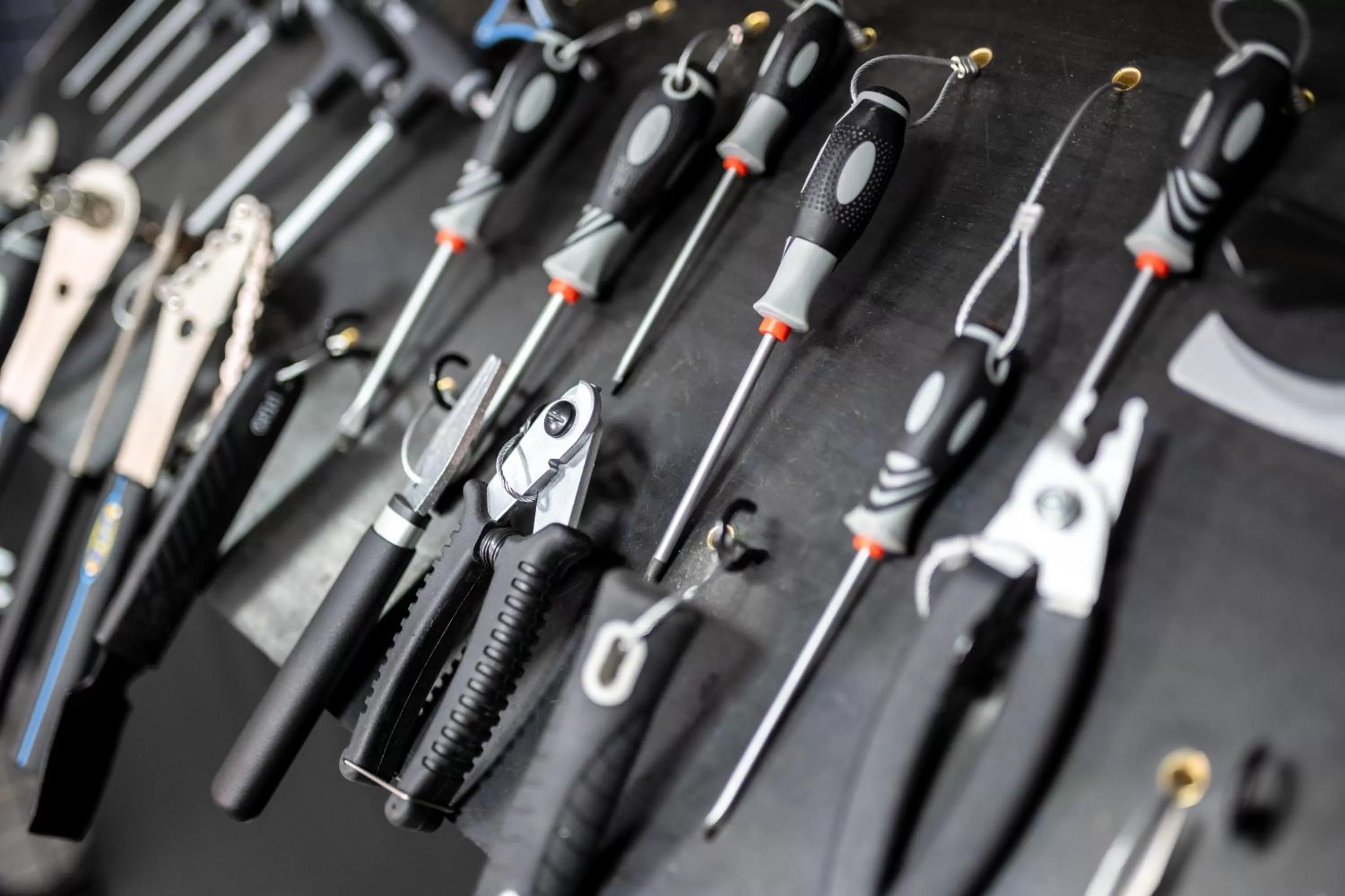 Cycling in Climia Benidorm Plaza