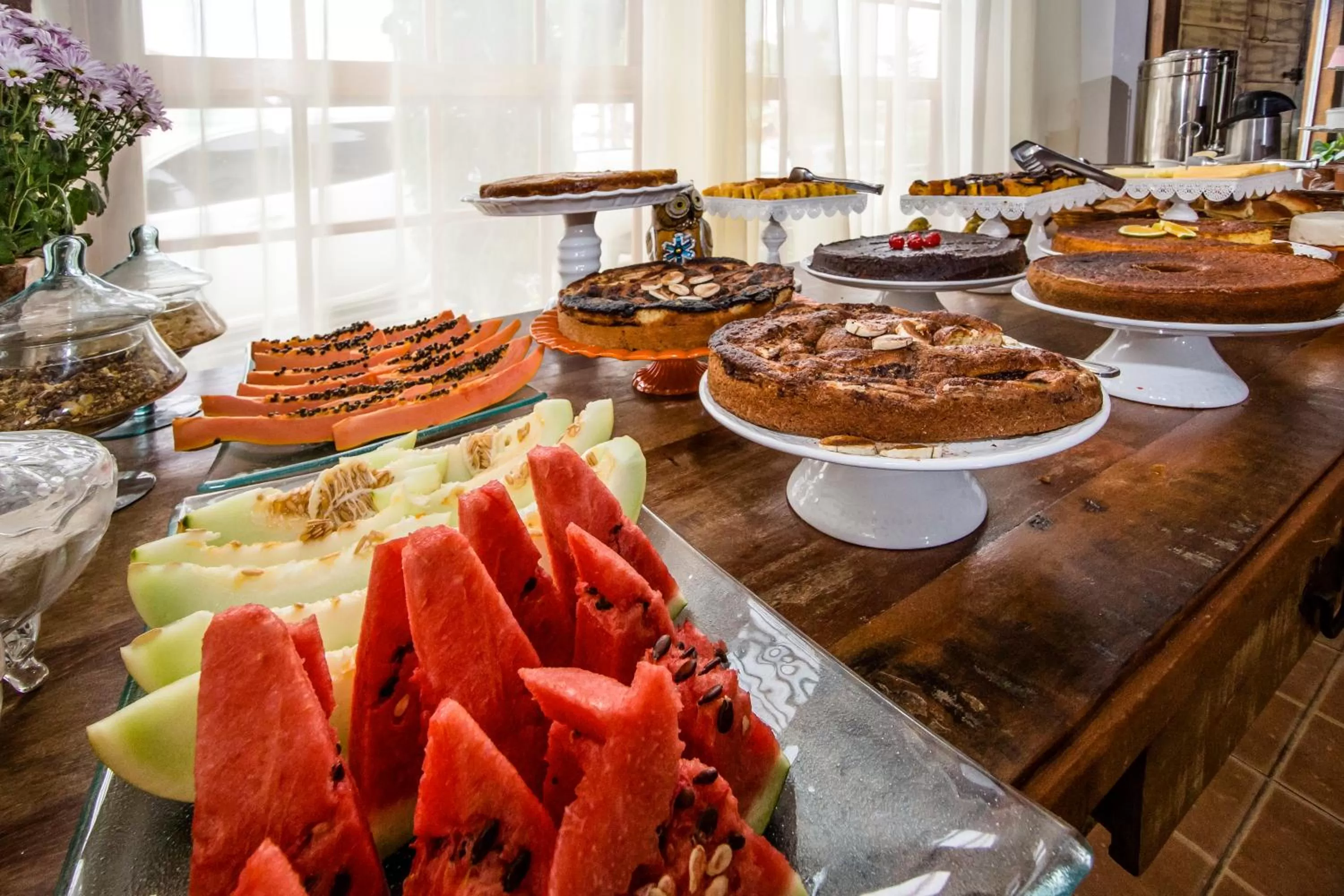 Buffet breakfast in Pousada Neuza Barbosa