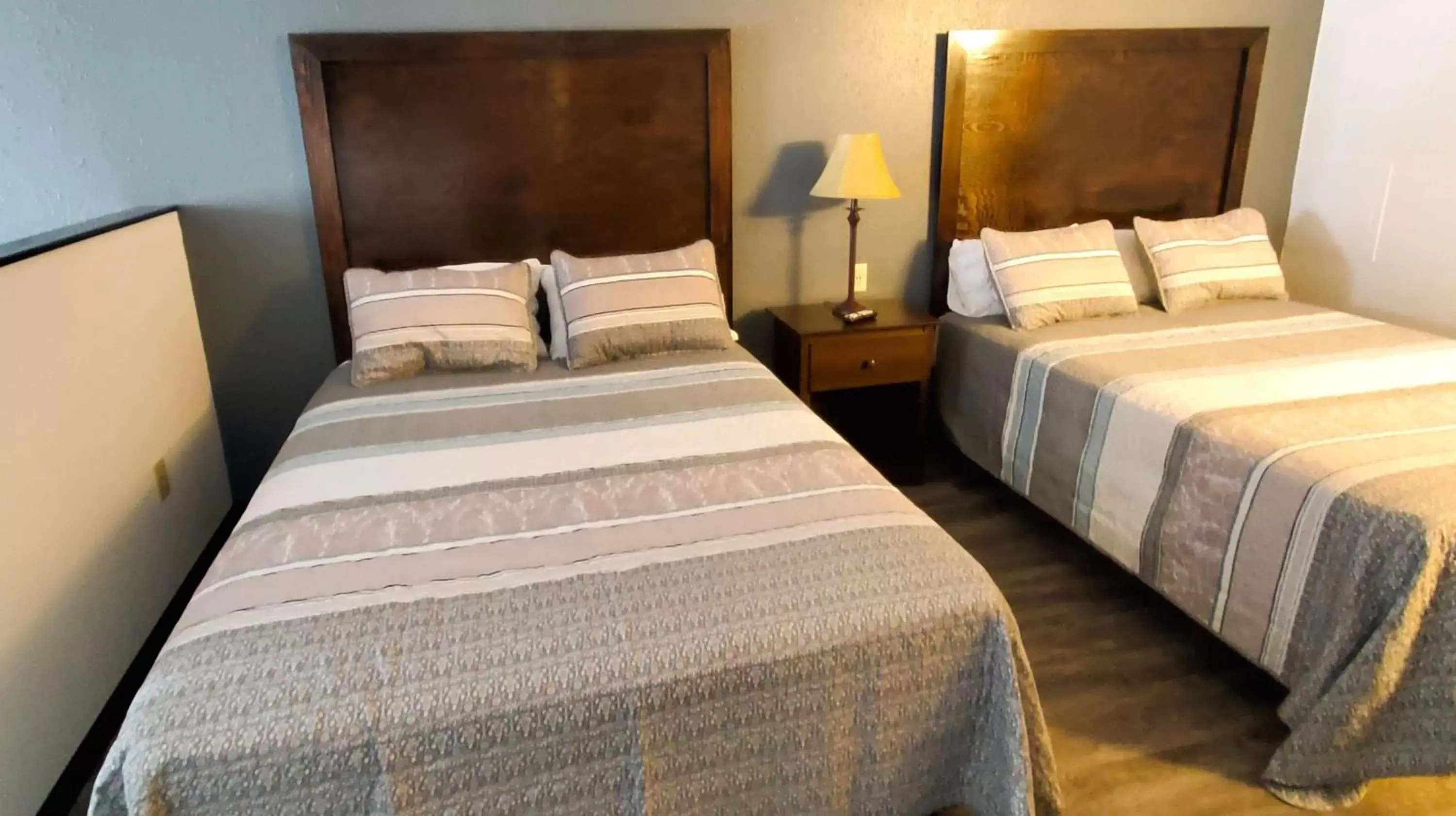 Holiday Home (Non- Pet friendly) in Jasper Ridge Inn Ishpeming Holiday Home (Non- Pet friendly) in Jasper Ridge Inn Ishpeming