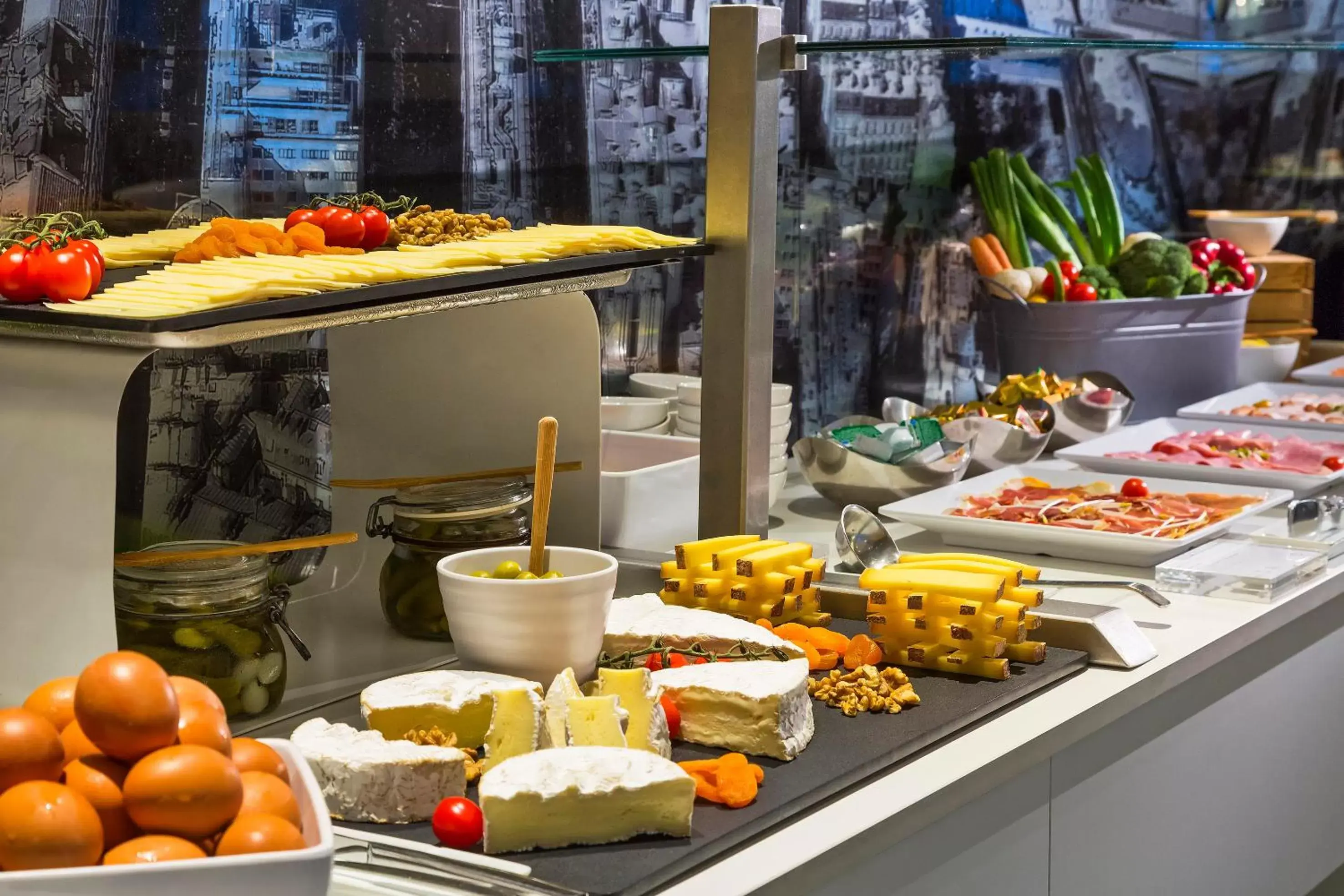 Restaurant/places to eat in Melia Paris La Defense Restaurant/places to eat in Melia Paris La Defense