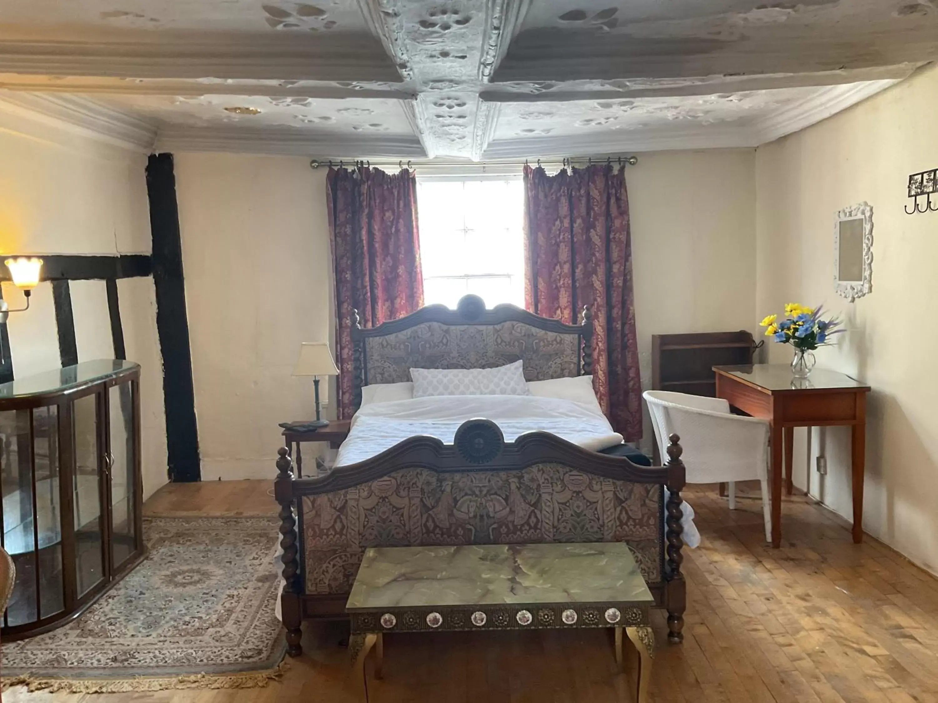 Bed in The Swan Inn