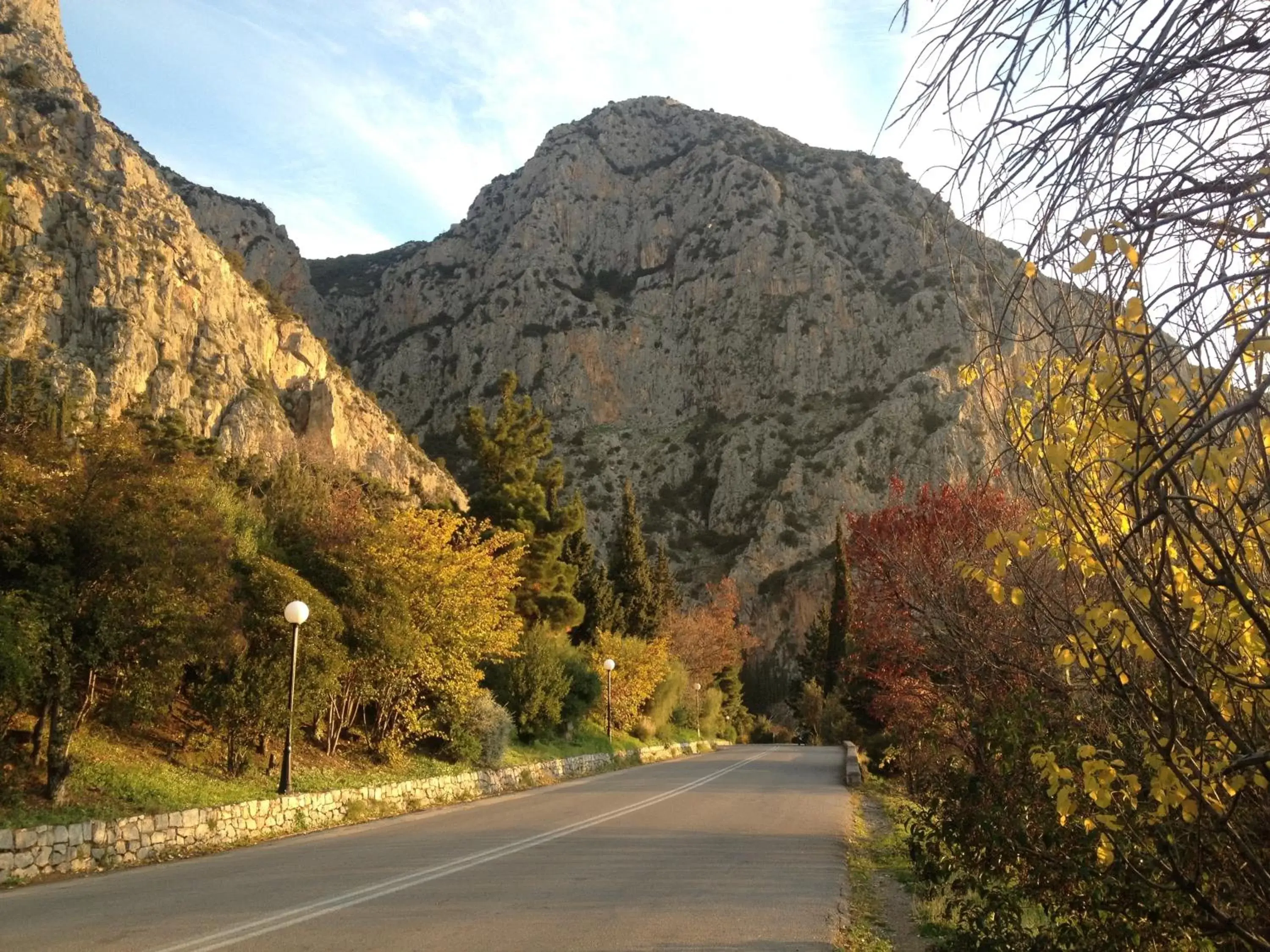 Nearby landmark, Mountain View in Fedriades Delphi Hotel