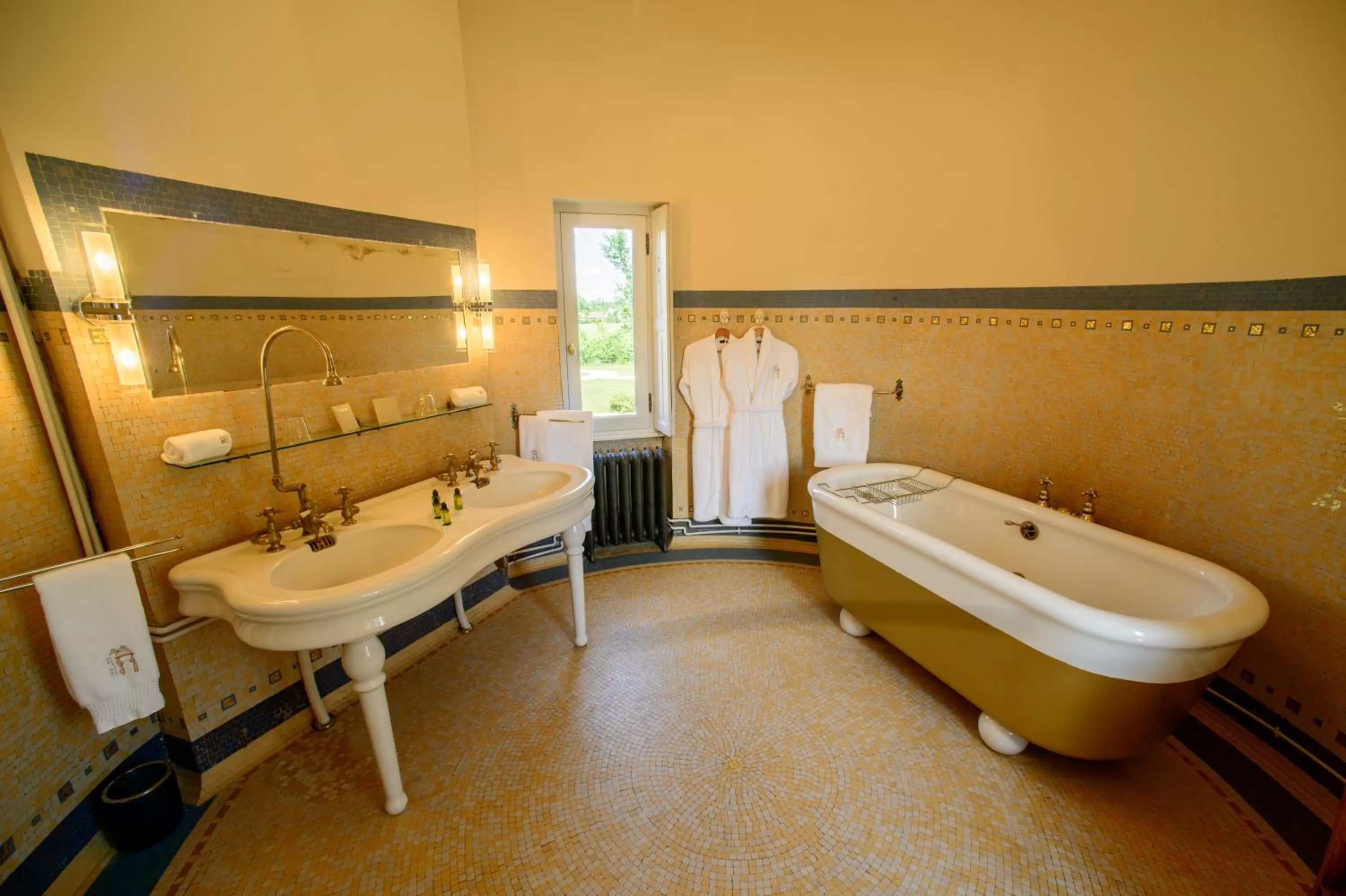 Bathroom in Château Origny - Moulins