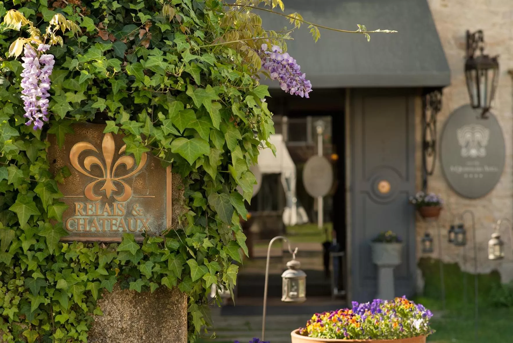 Facade/entrance in A Quinta Da Auga Hotel Spa Relais & Chateaux