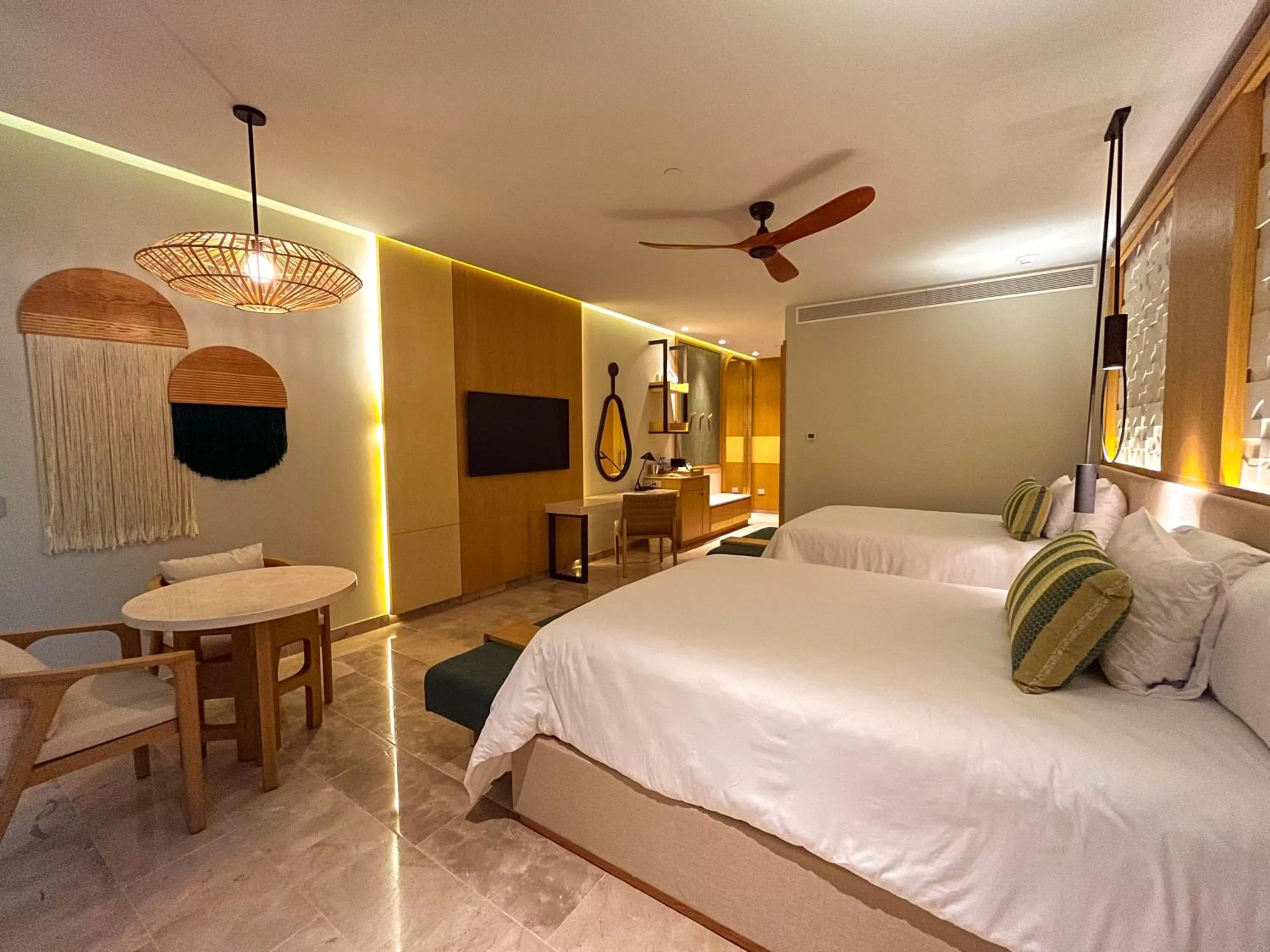 Photo of the whole room, Bed in Haven Riviera Cancun - All Inclusive - Adults Only