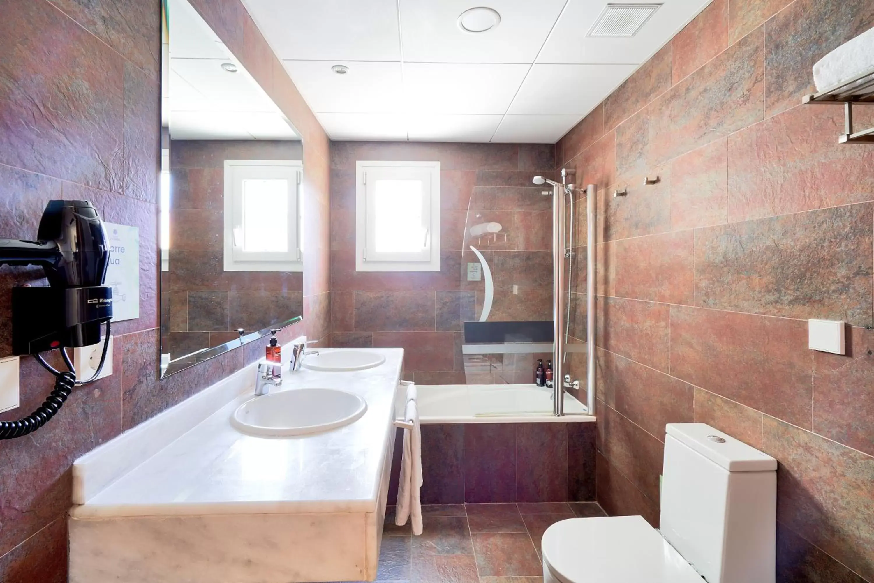 Bathroom in Smart Hotel La Sagra