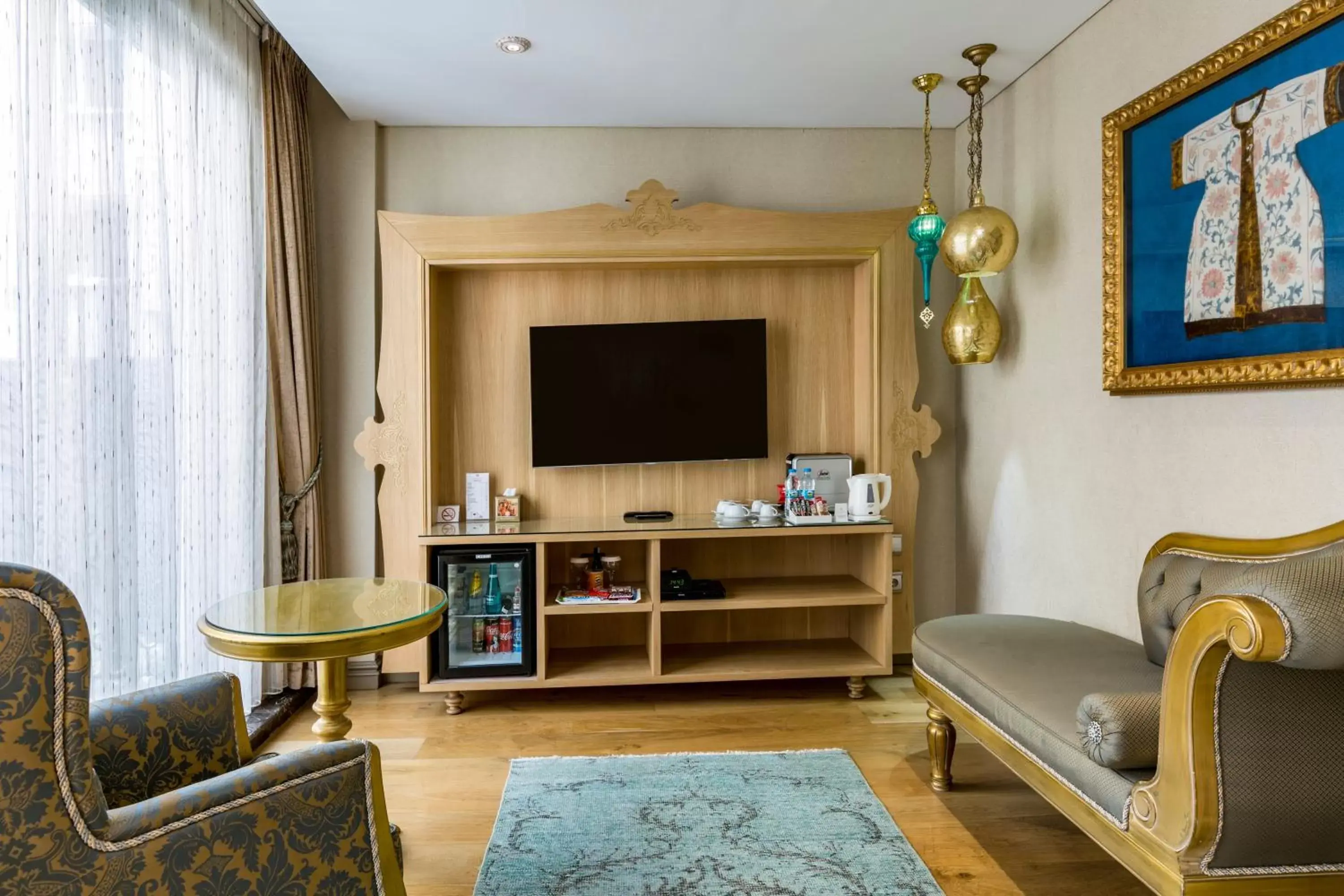 TV and multimedia, TV/Entertainment Center in Hotel Sultania Boutique Class