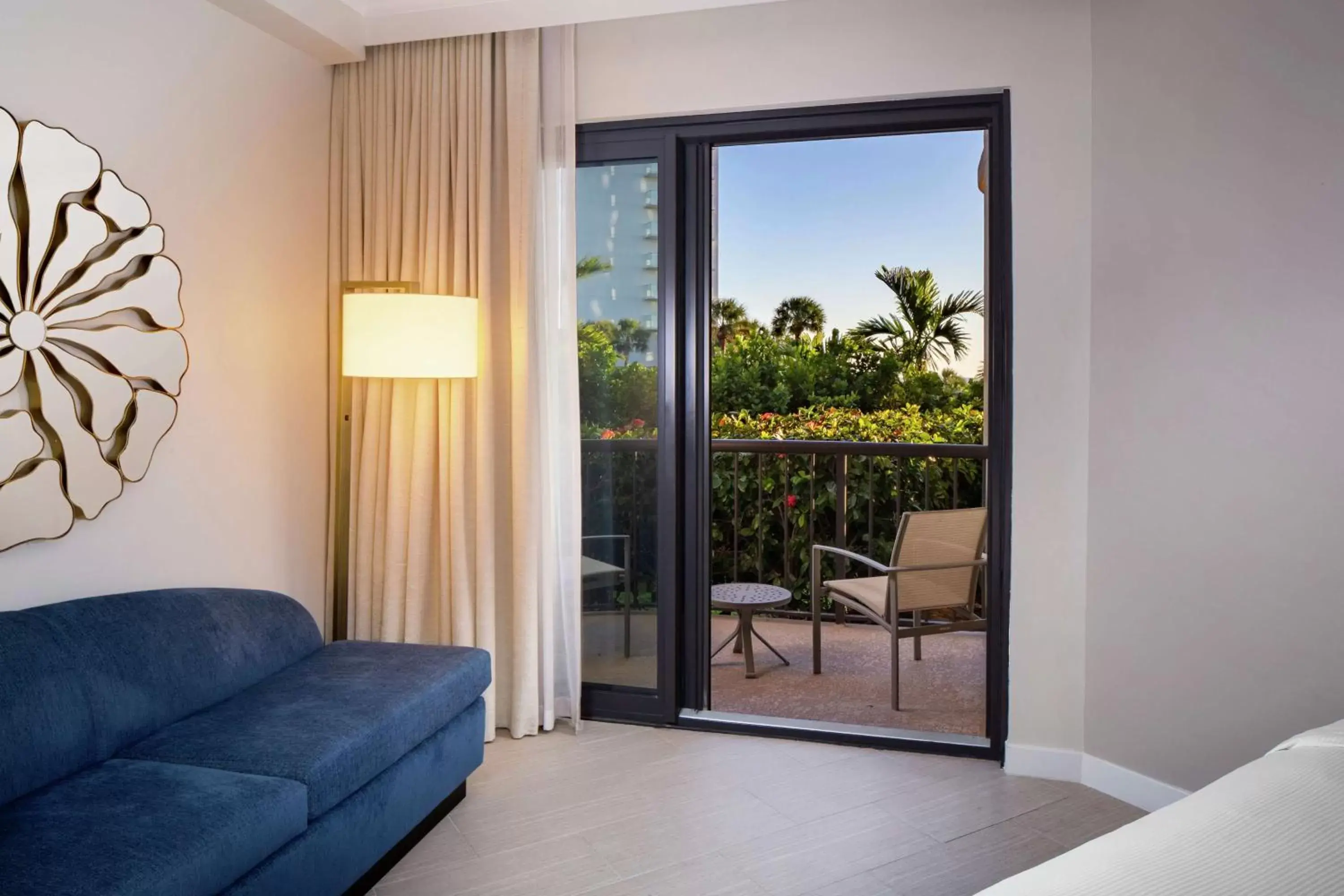 Living room in Hilton Marco Island Beach Resort and Spa