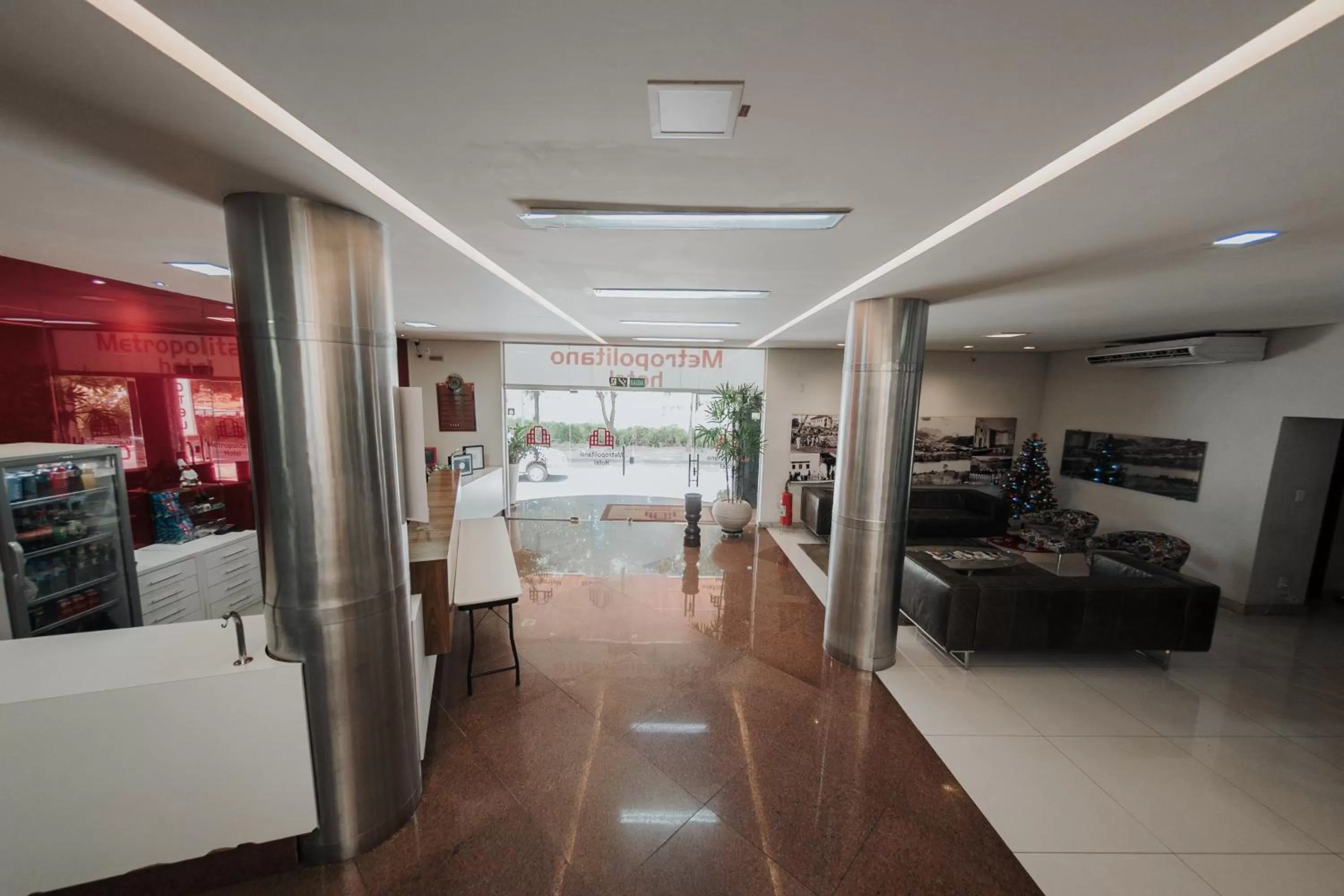 Lobby or reception in Hotel Metropolitano