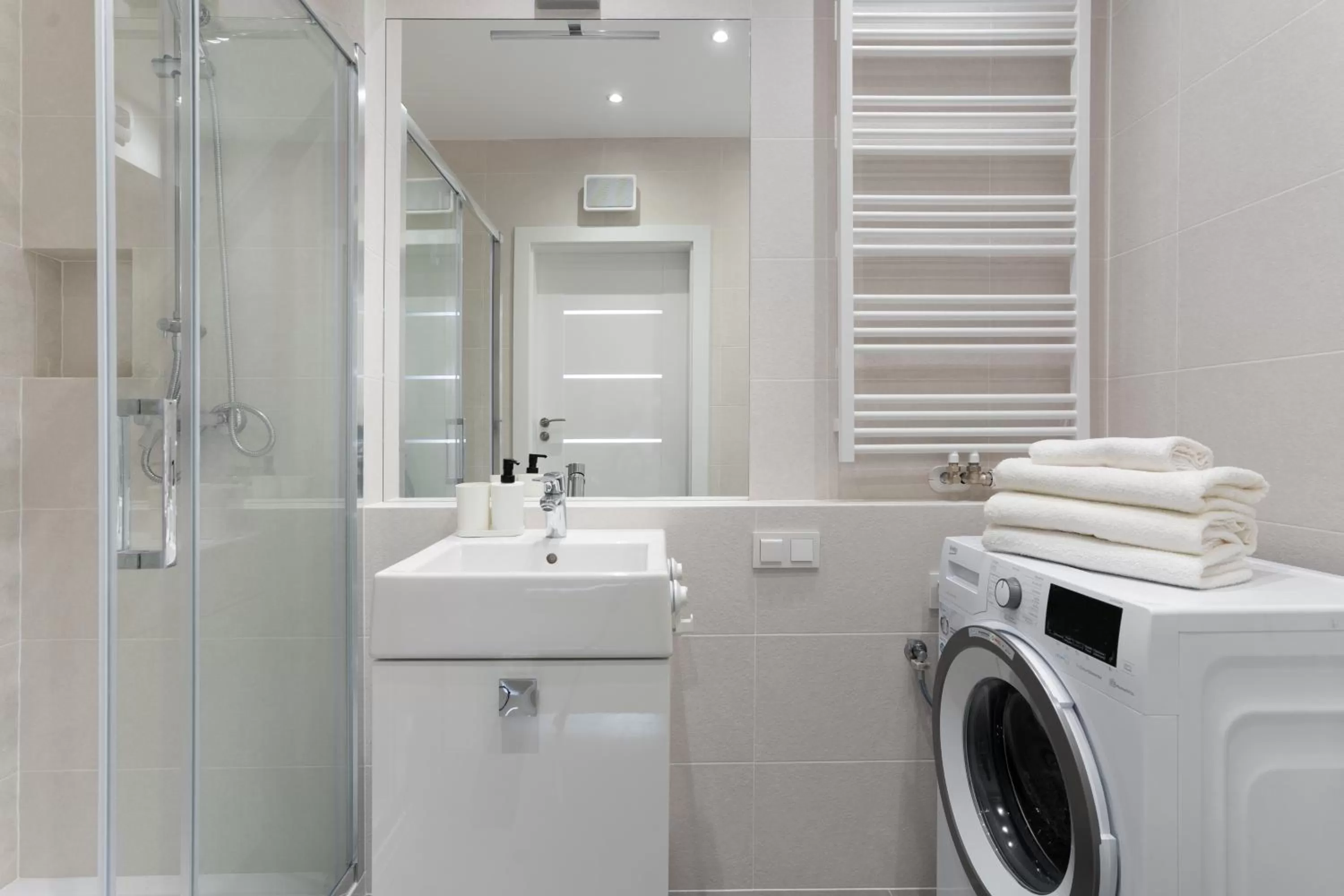 Symphony Modern Tower Apartamenty