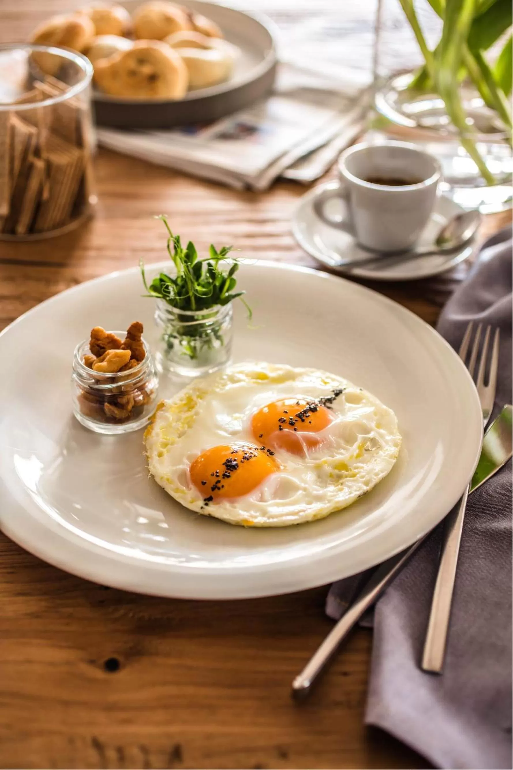 Restaurant/places to eat in Vander Urbani Resort - a Member of Design Hotels