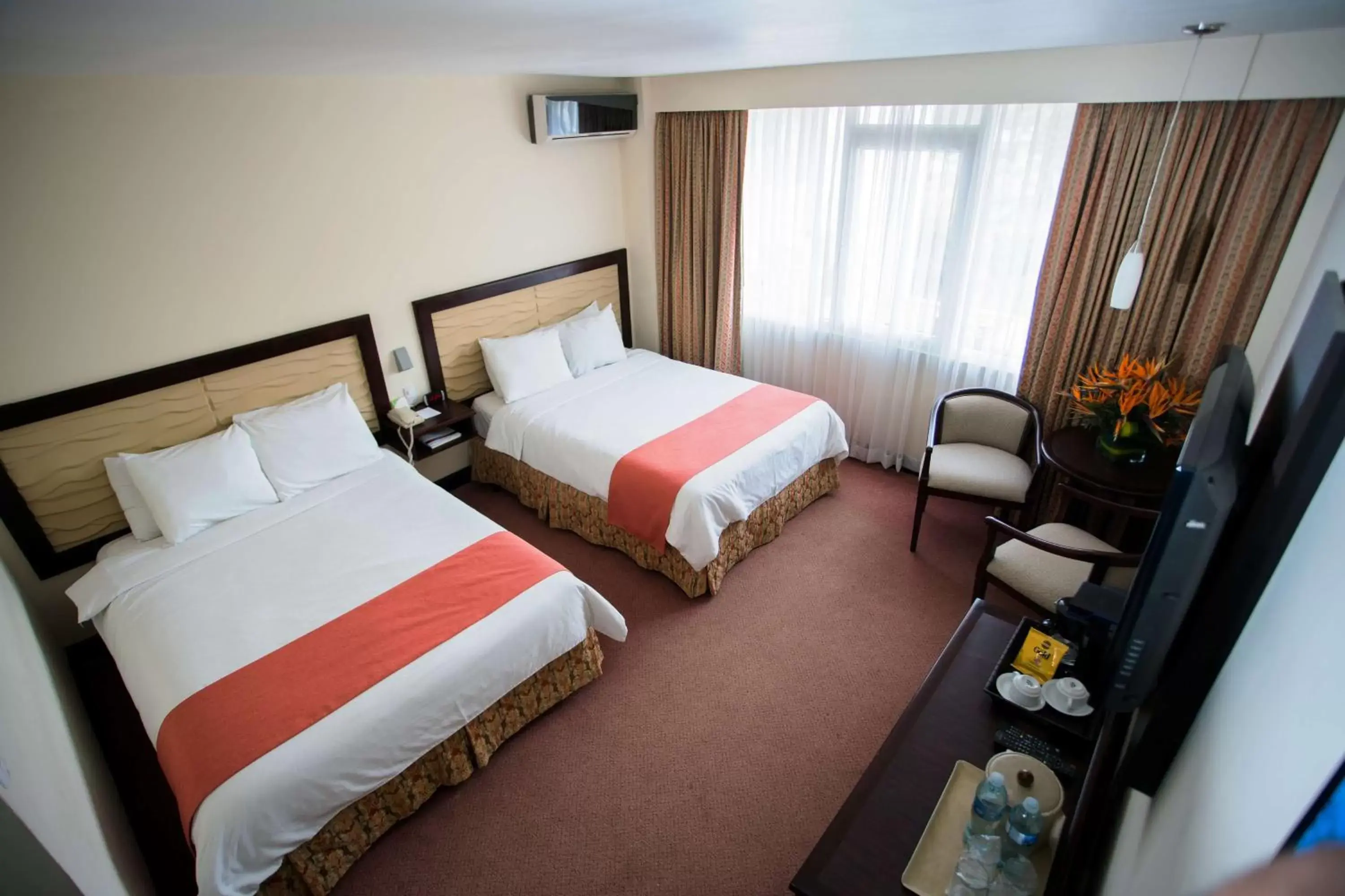 Photo of the whole room, Bed in Best Western Plus Hotel Terraza