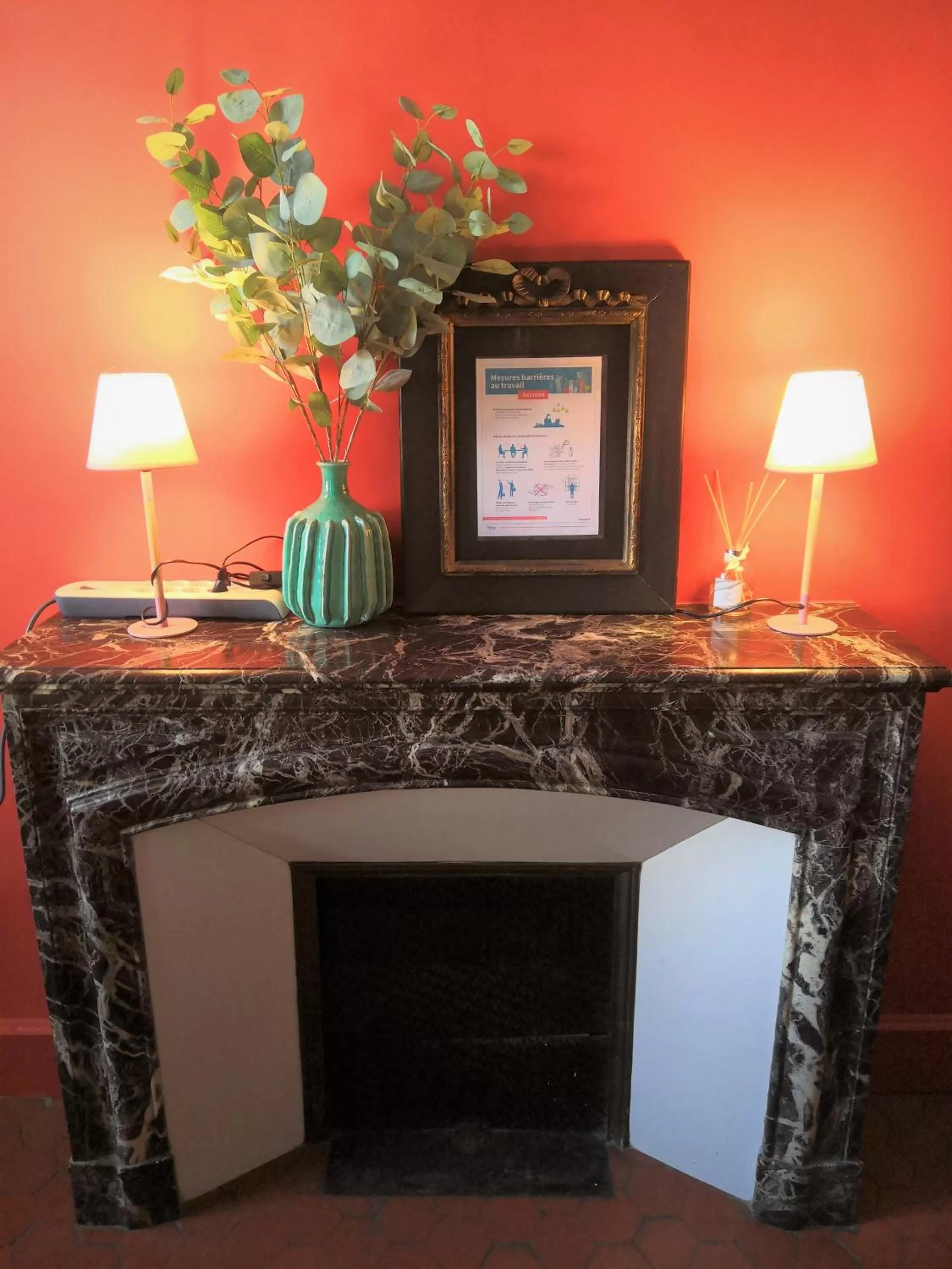 Decorative detail in Hôtel Le Victoria