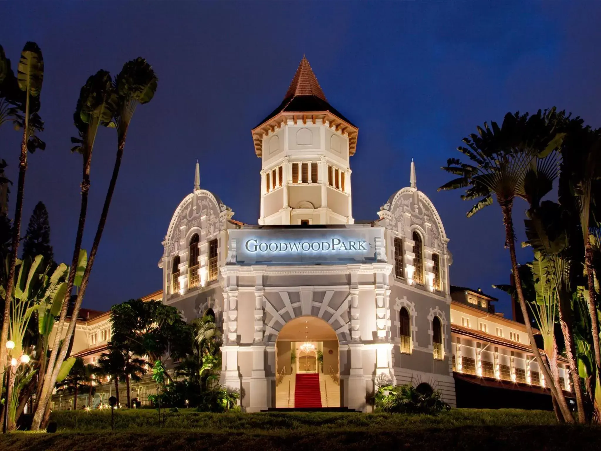 Facade/entrance in Goodwood Park Hotel