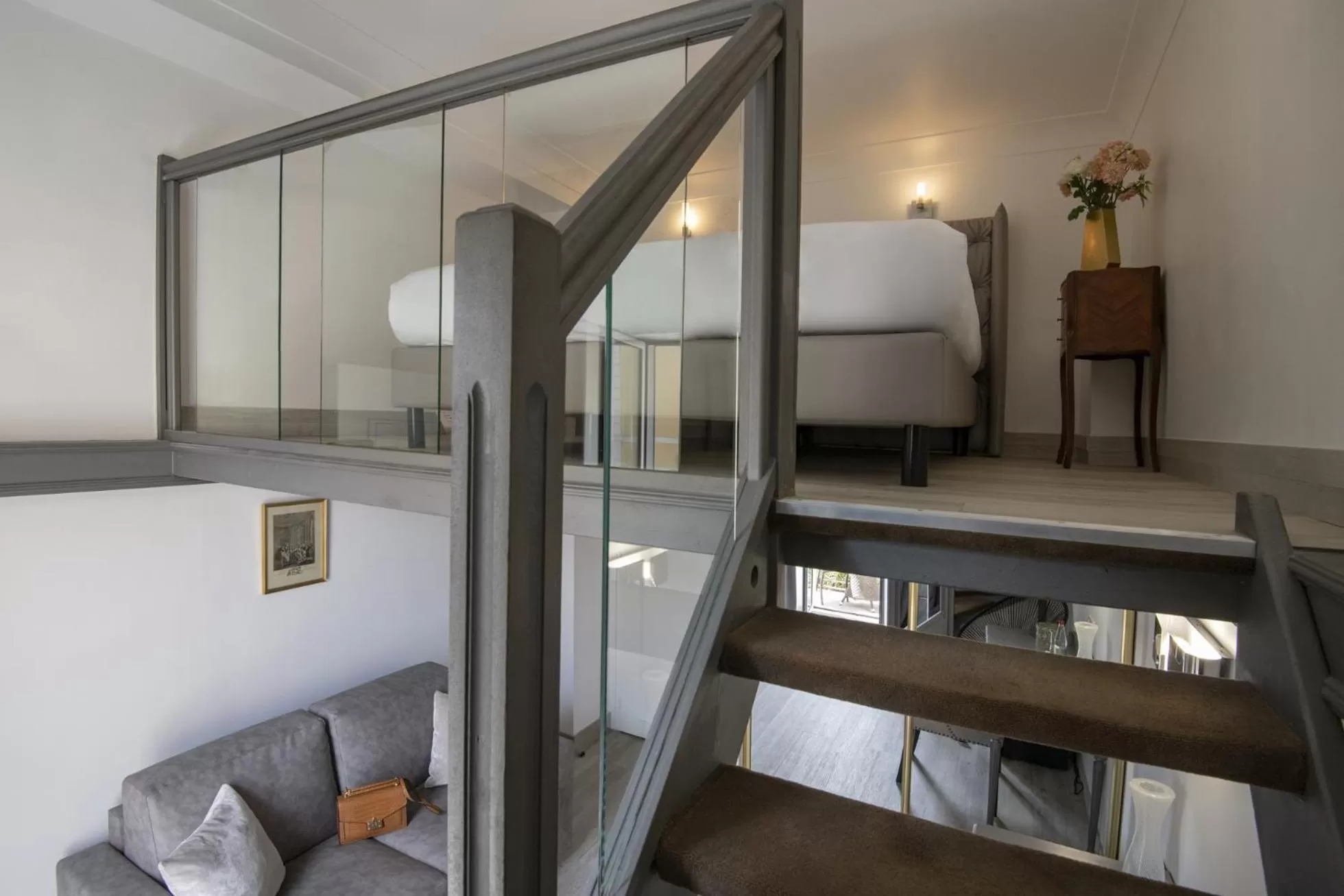 Photo of the whole room in GOLDEN TULIP CANNES HOTEL de PARIS