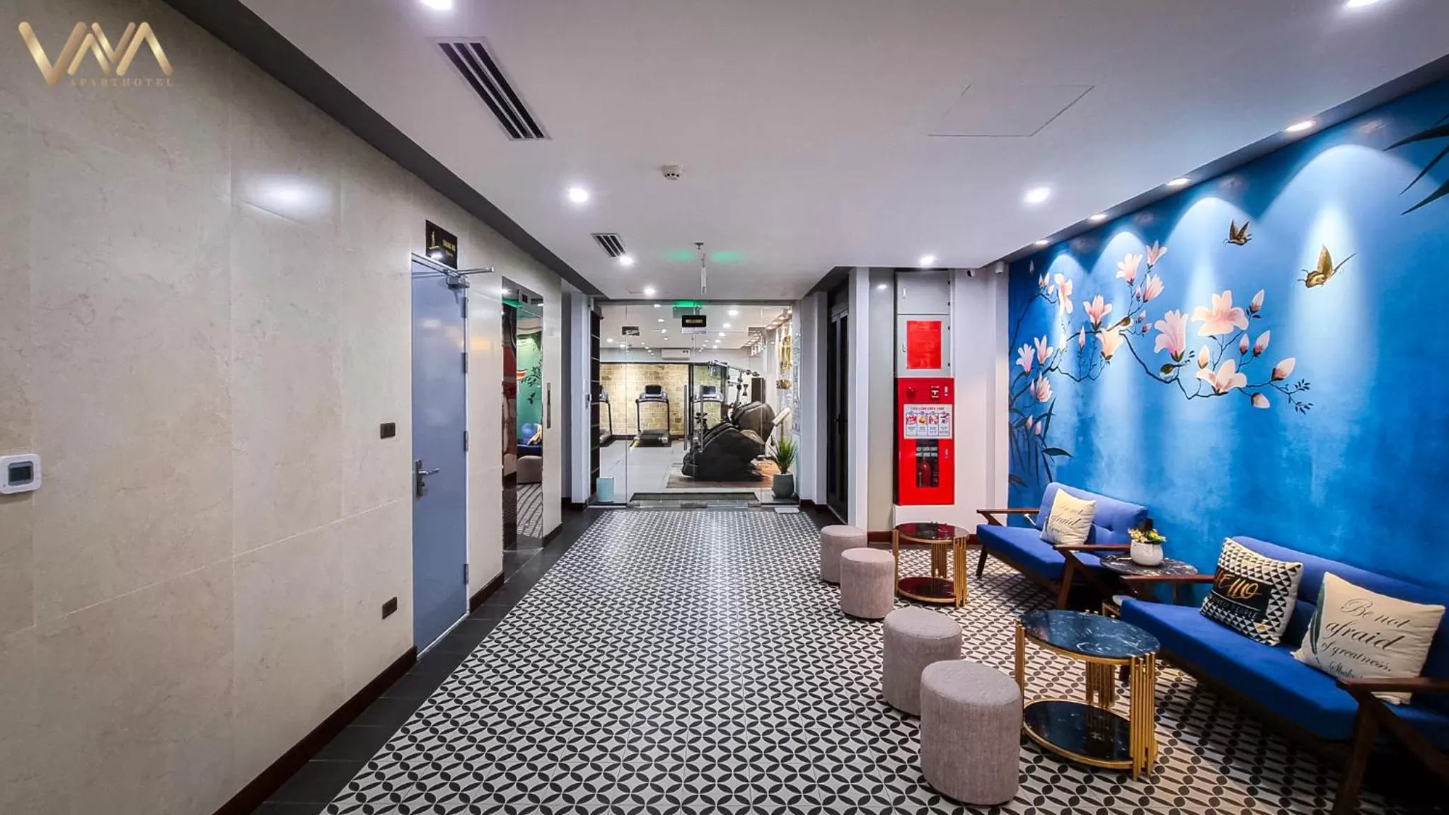 Communal lounge/ TV room in VNAHOMES APARTHOTEL