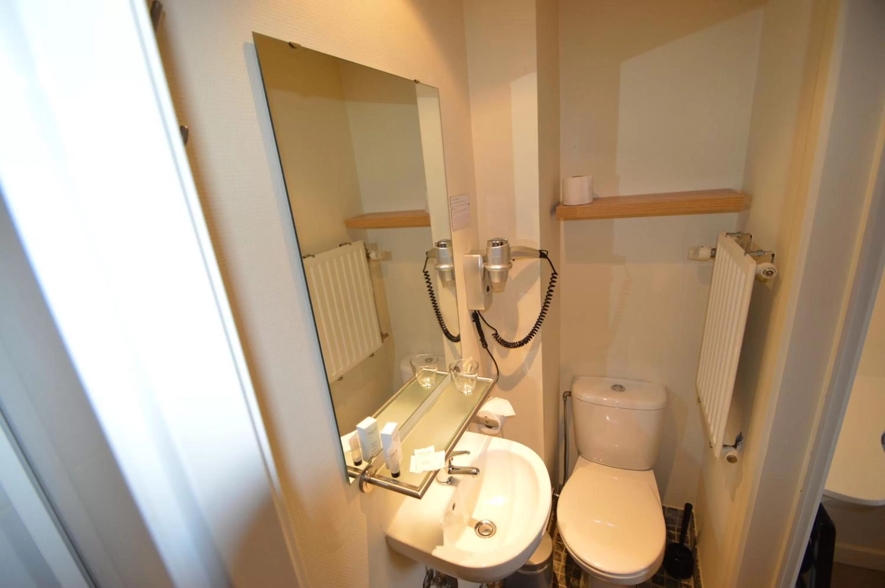 Bathroom in Hotel Ambrosia