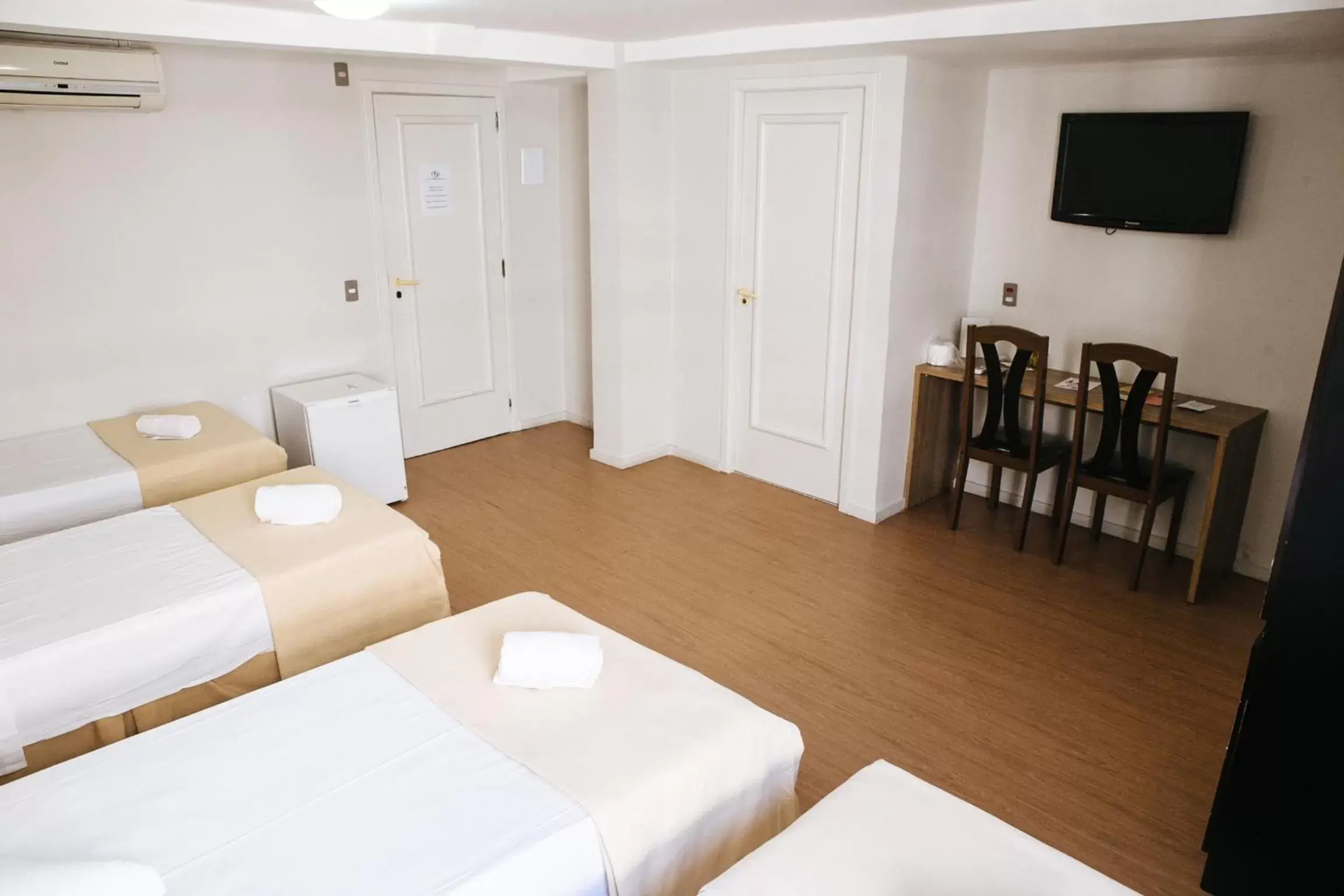 TV and multimedia, Room Photo in Gamboa Rio Hotel