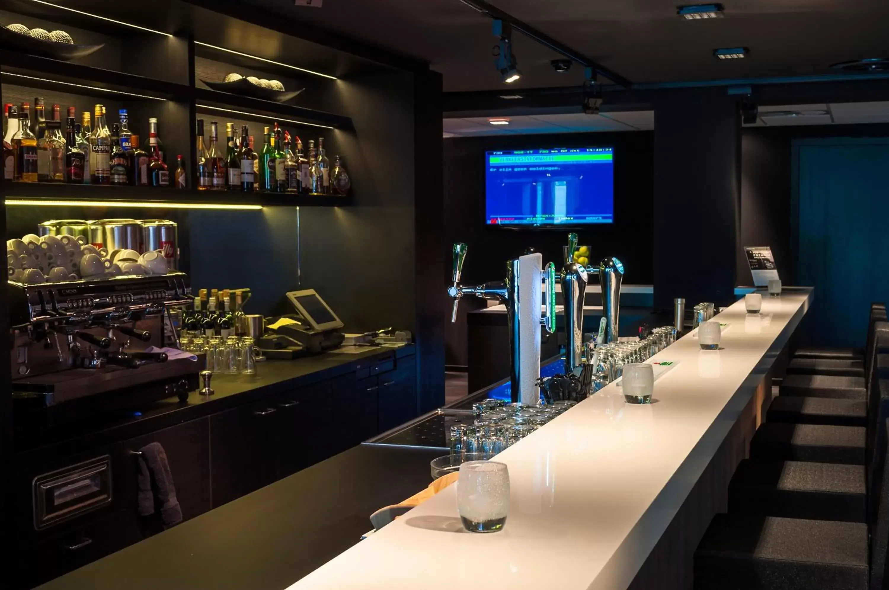 Lounge or bar in Postillion Hotel Dordrecht