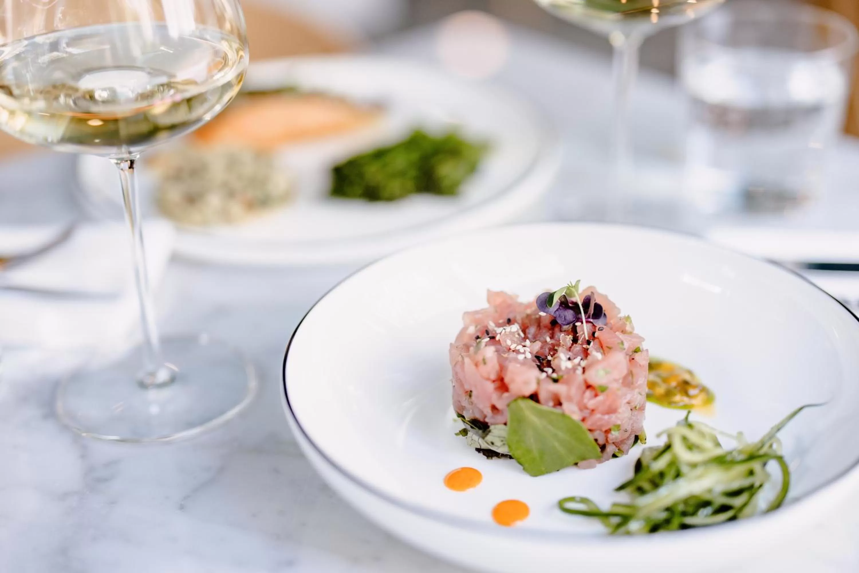 Restaurant/places to eat in THE FLAG West M.