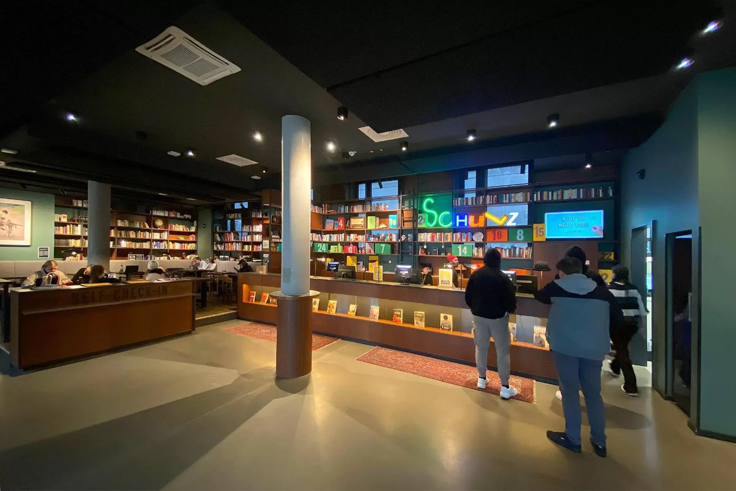 Lobby or reception in Schulz Hotel Berlin Wall at the East Side Gallery Lobby or reception in Schulz Hotel Berlin Wall at the East Side Gallery