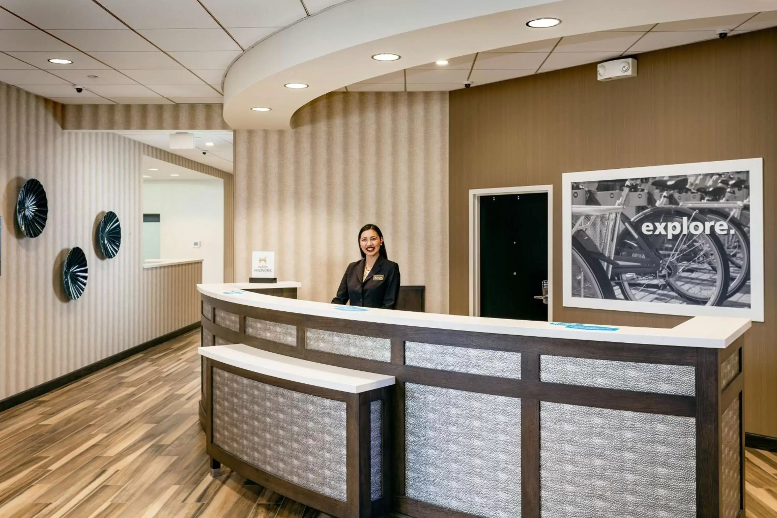 Lobby or reception in Hampton Inn & Suites by Hilton Seattle/Northgate Lobby or reception in Hampton Inn & Suites by Hilton Seattle/Northgate