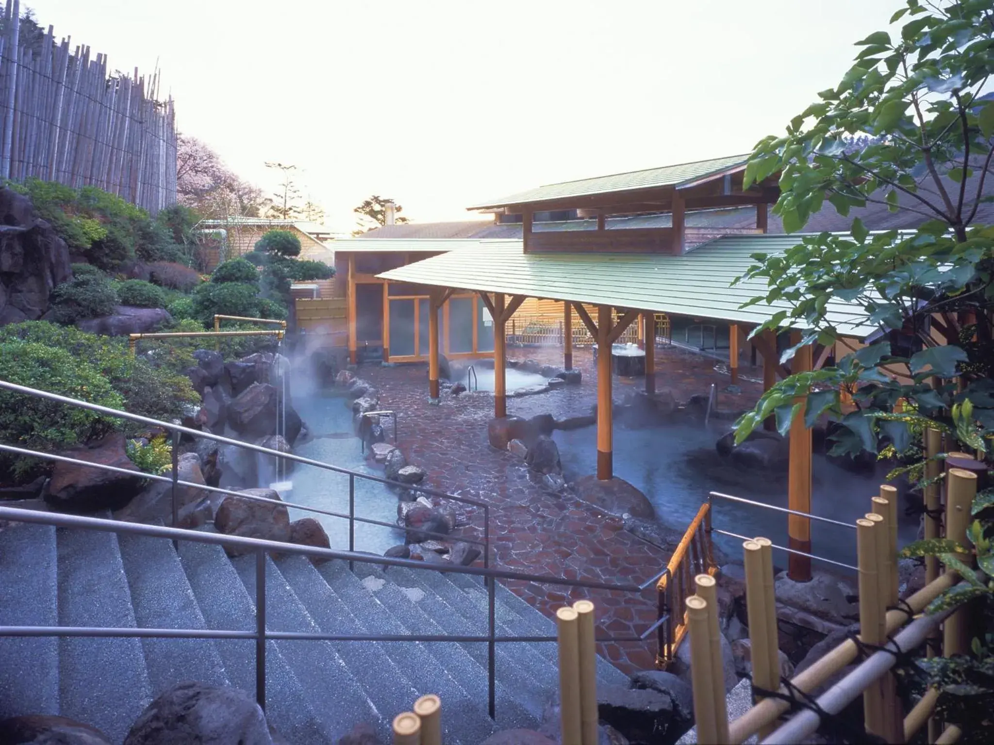 Hot Spring Bath in Hakonenomori Okada Hotel