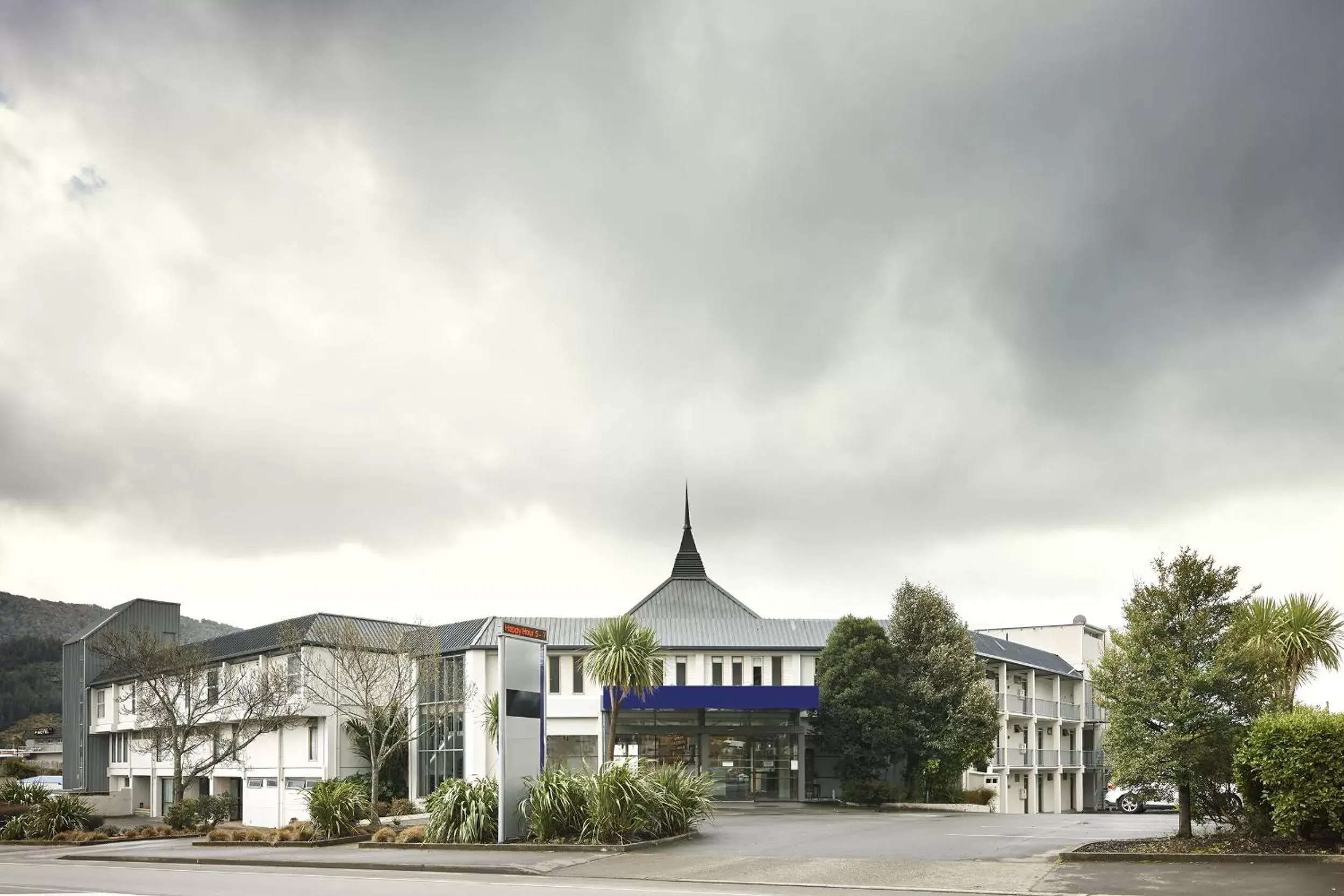 Property Building in Picton Yacht Club Hotel