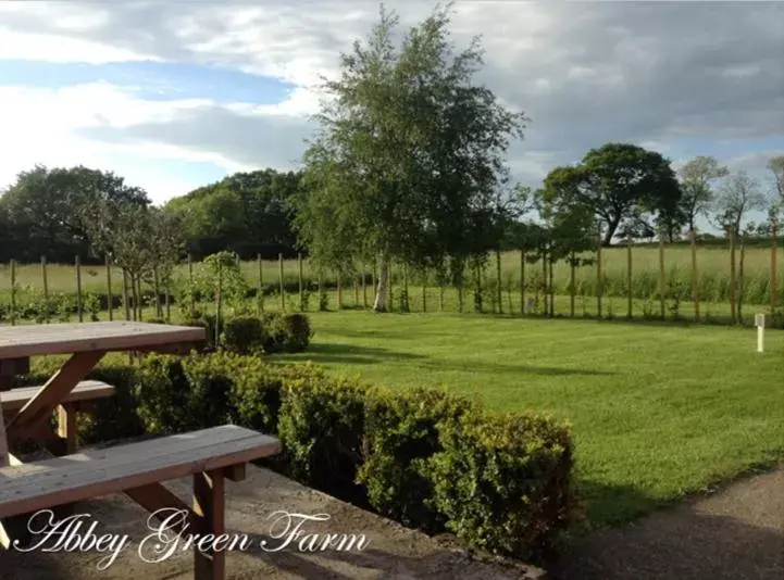Day, Garden in Abbey Green Farm