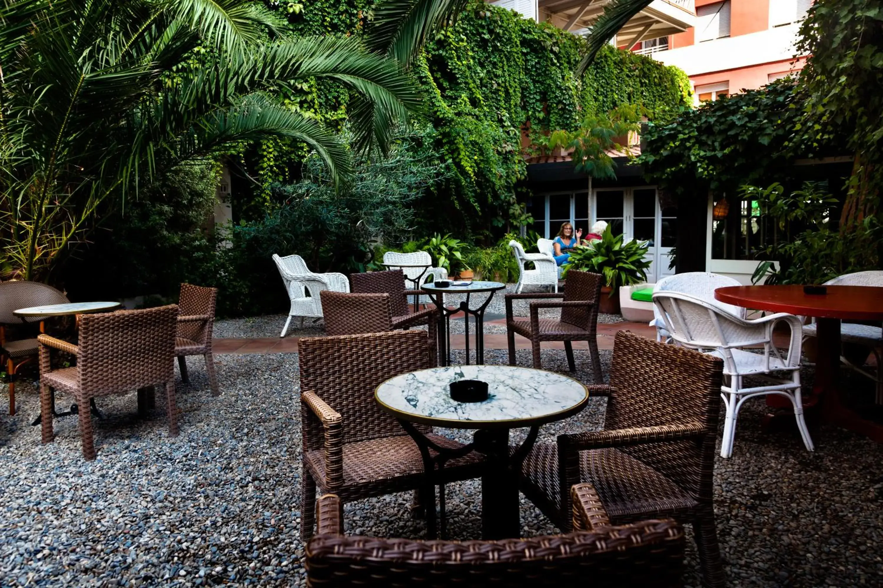 Garden, Restaurant/Places to Eat in Hotel Vostra Llar