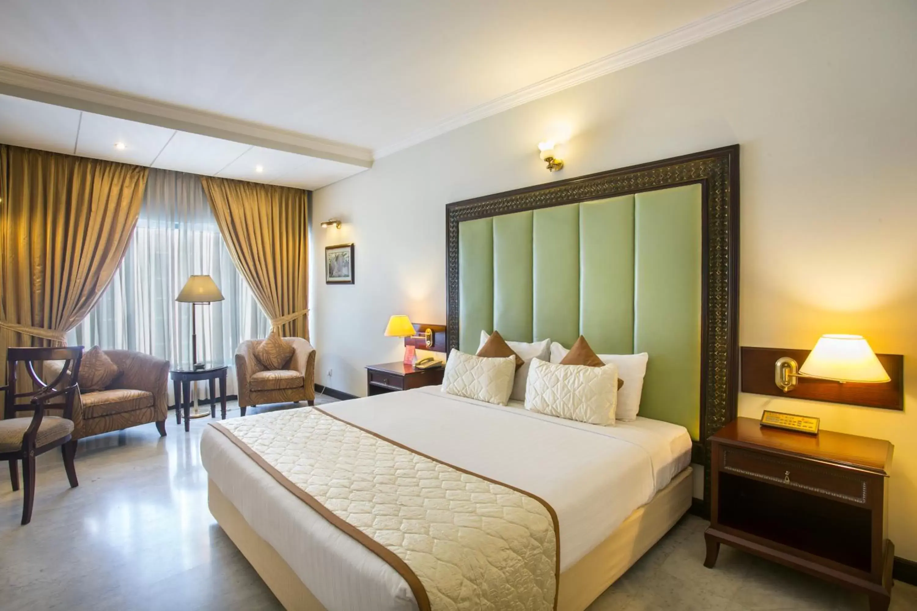 Bed in Hotel Sarina Bed in Hotel Sarina