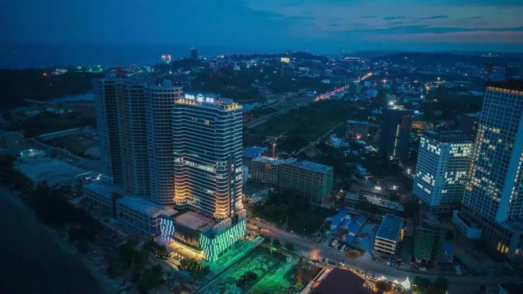 Property building, Bird's-eye View in Sunshine Bay Hotel