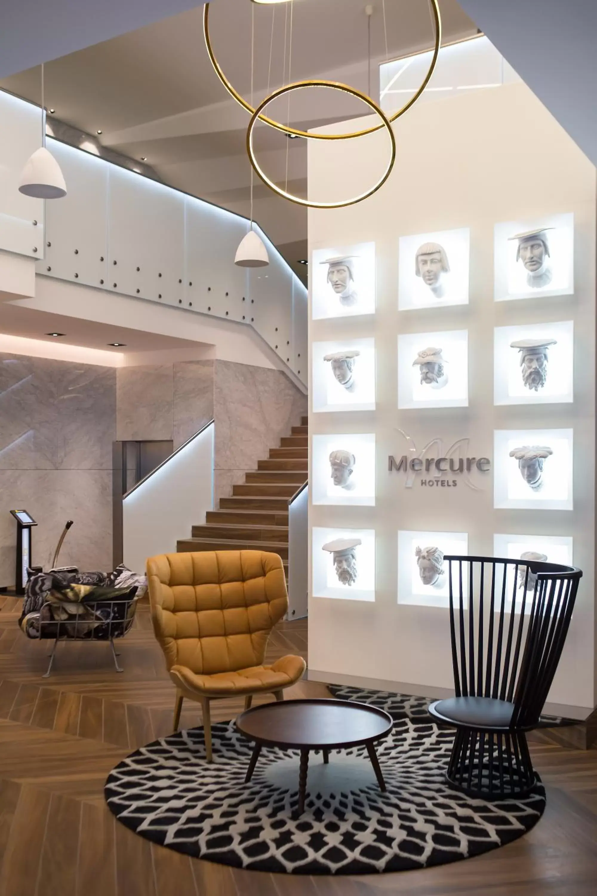 Lobby or reception, Lounge/Bar in Mercure Krakow Stare Miasto